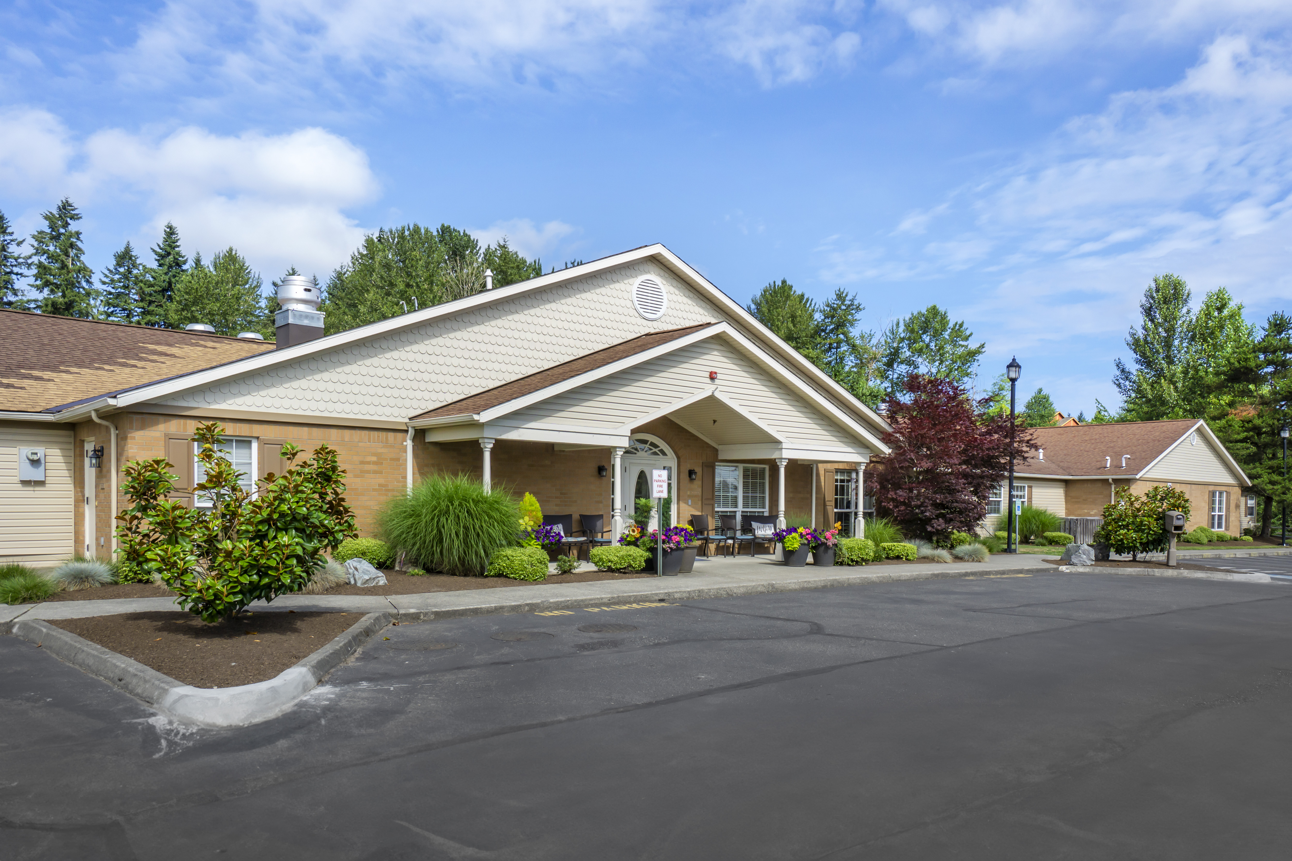 Brookdale Alderwood Entrance