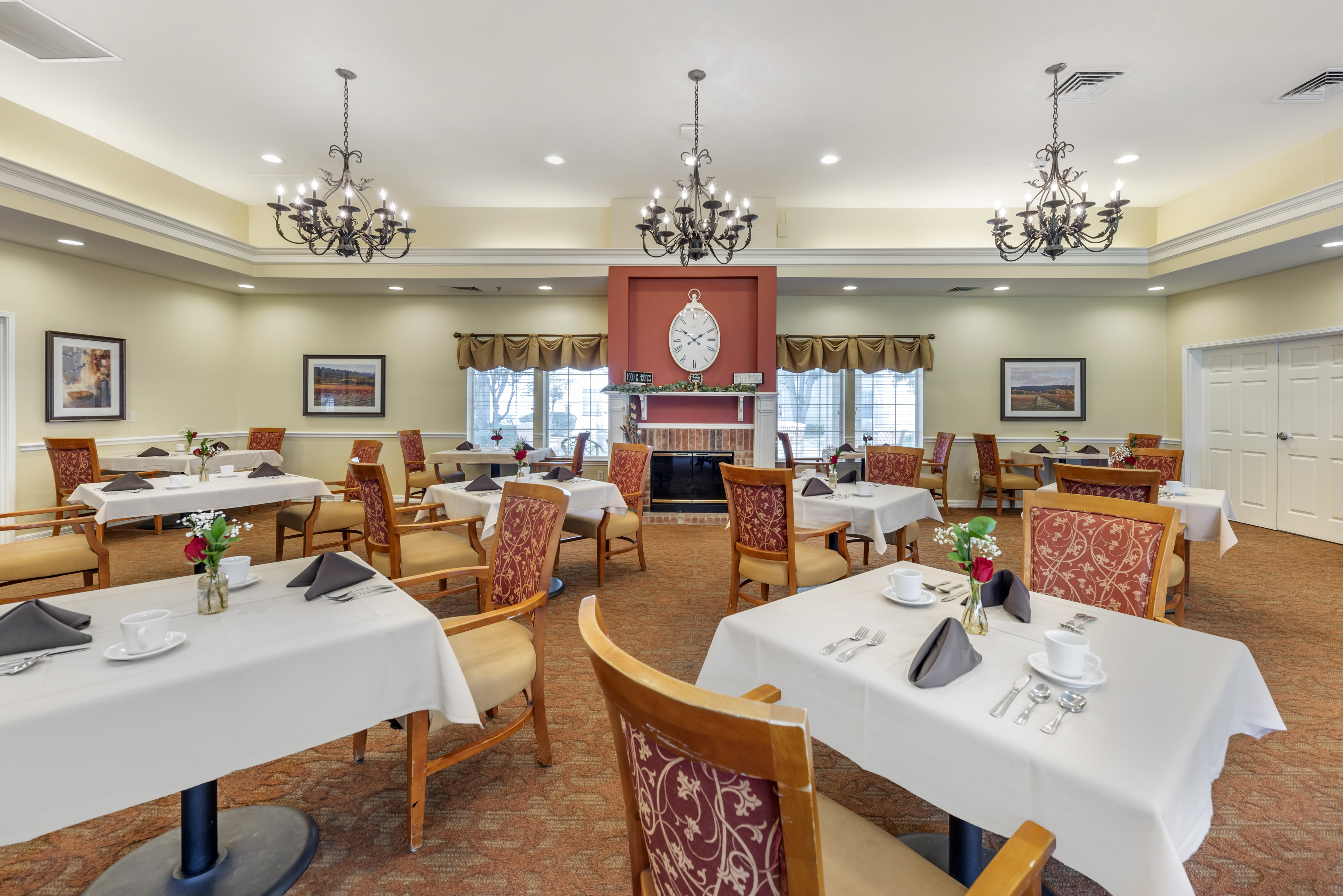 beckett-meadows-community-dining-room