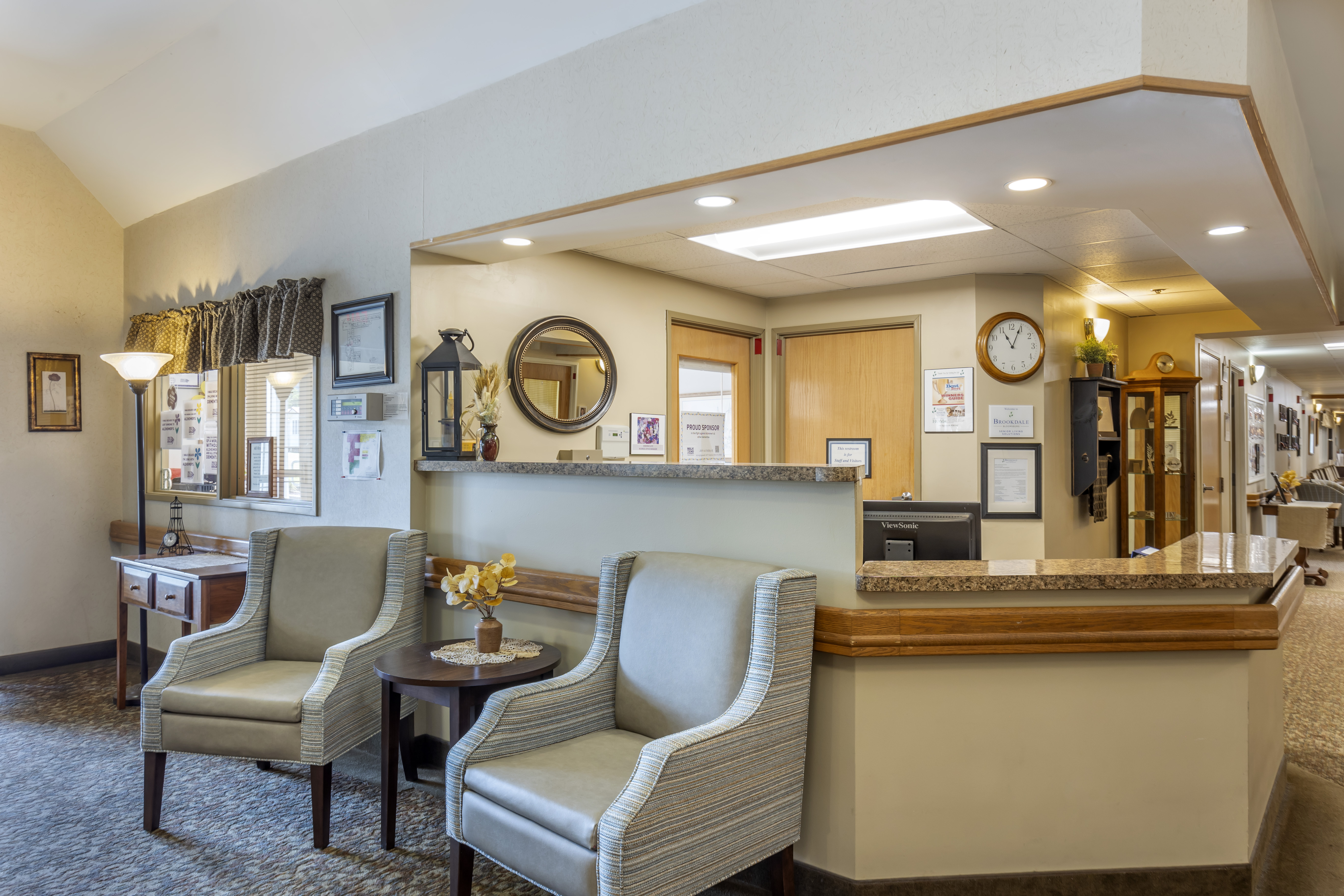 3-bloomsburg-lobby