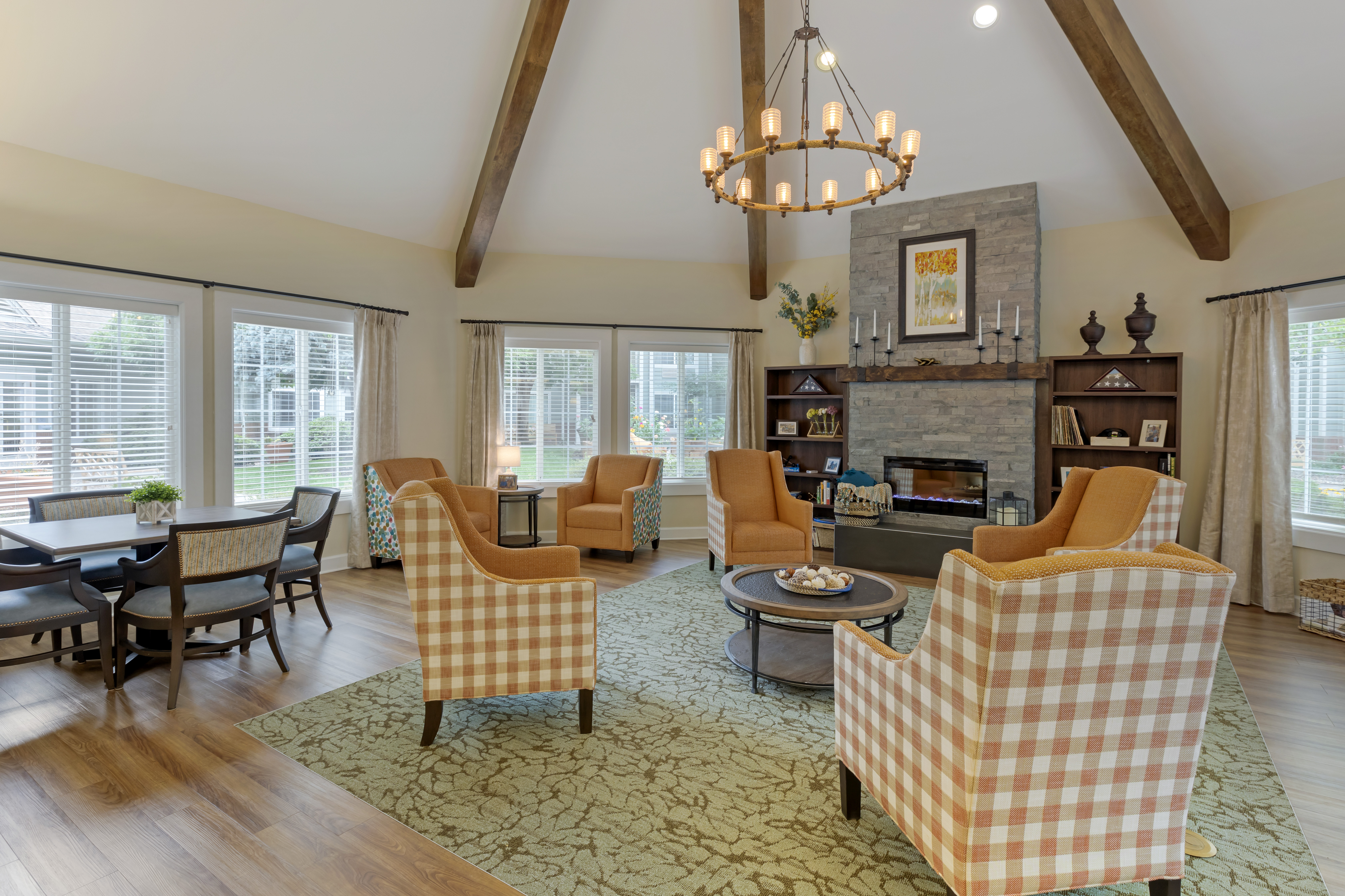 1-boulder-creek-community-living-room