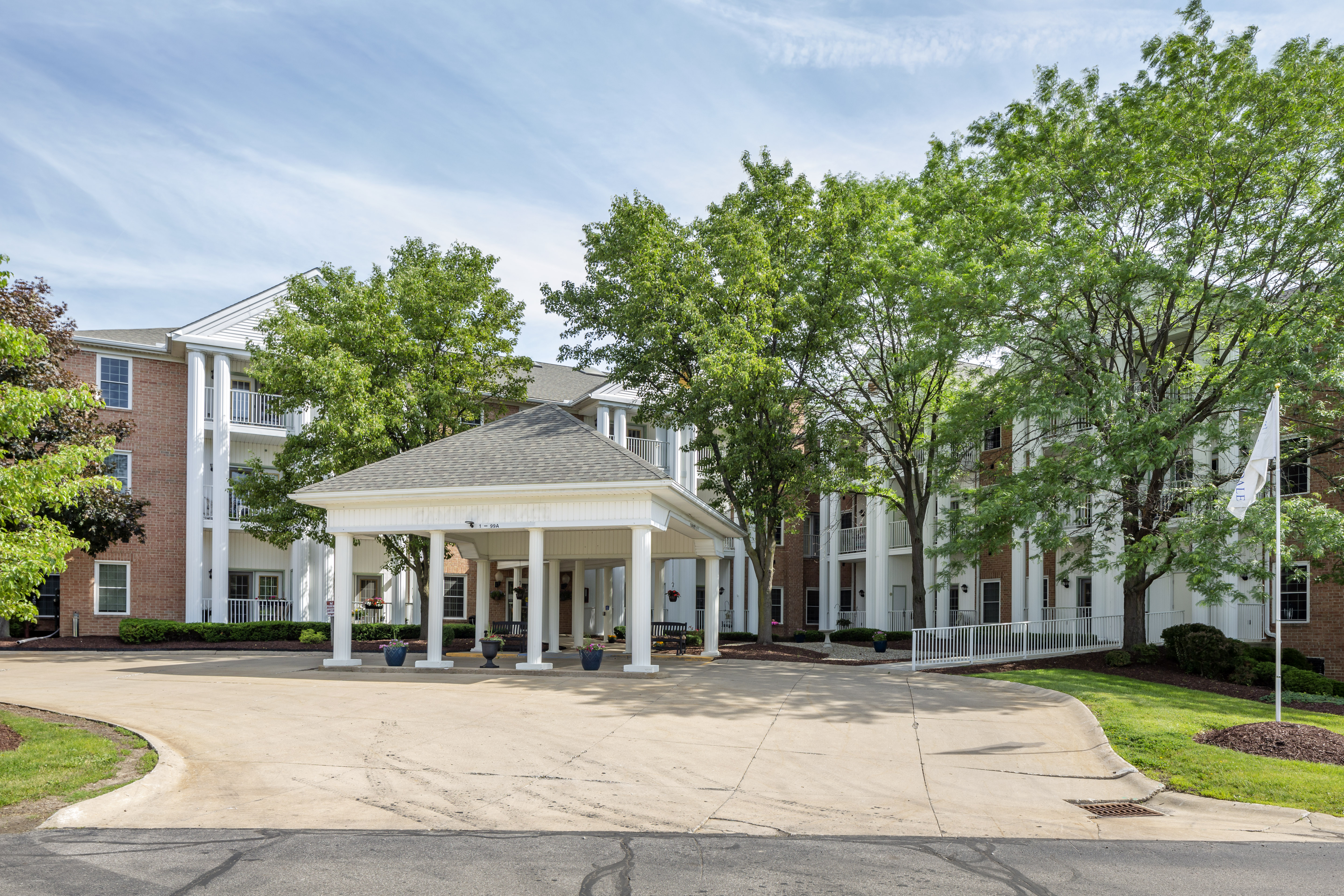 Brookdale Camelot Medina Entrance