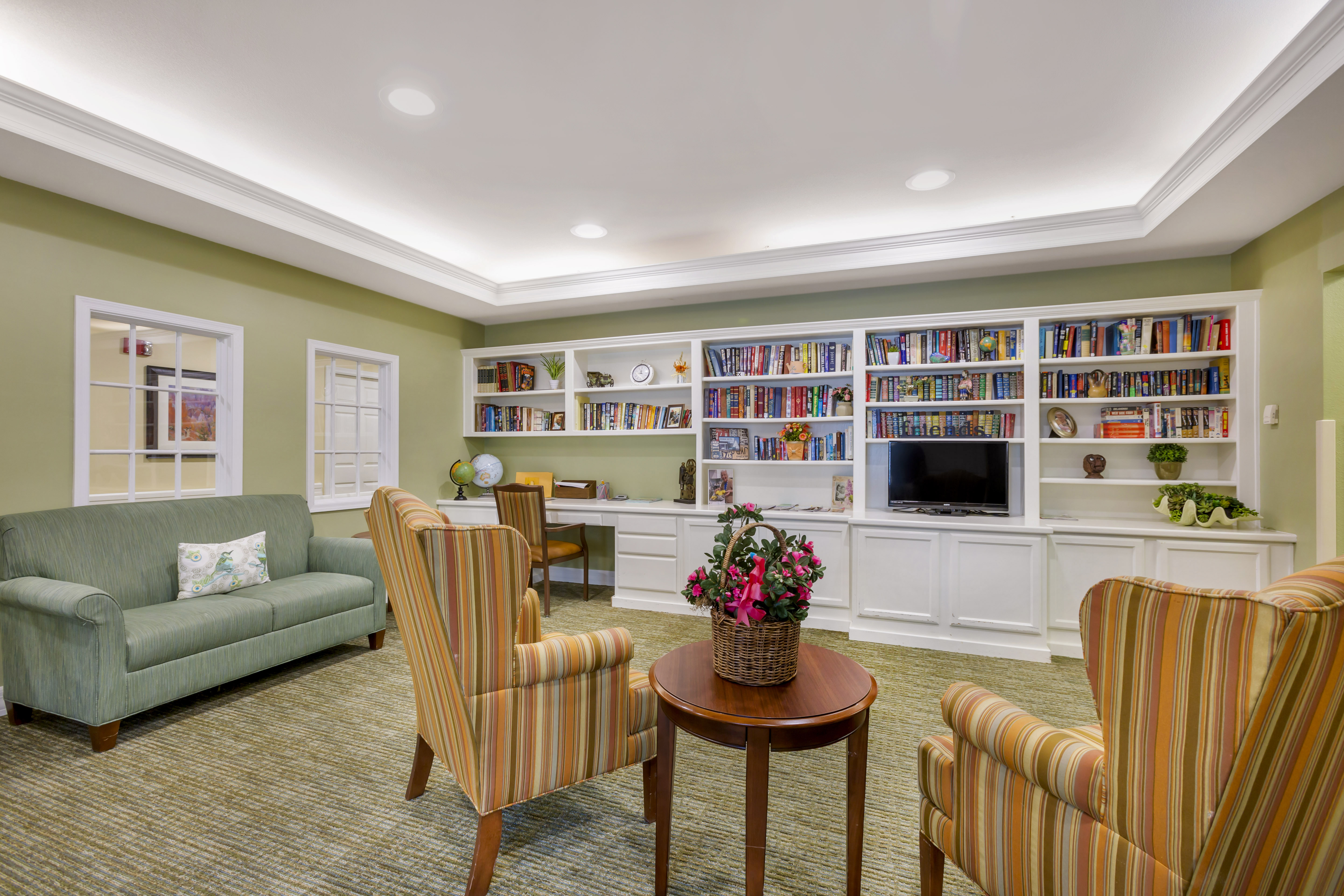camino-del-sol-community-living-room