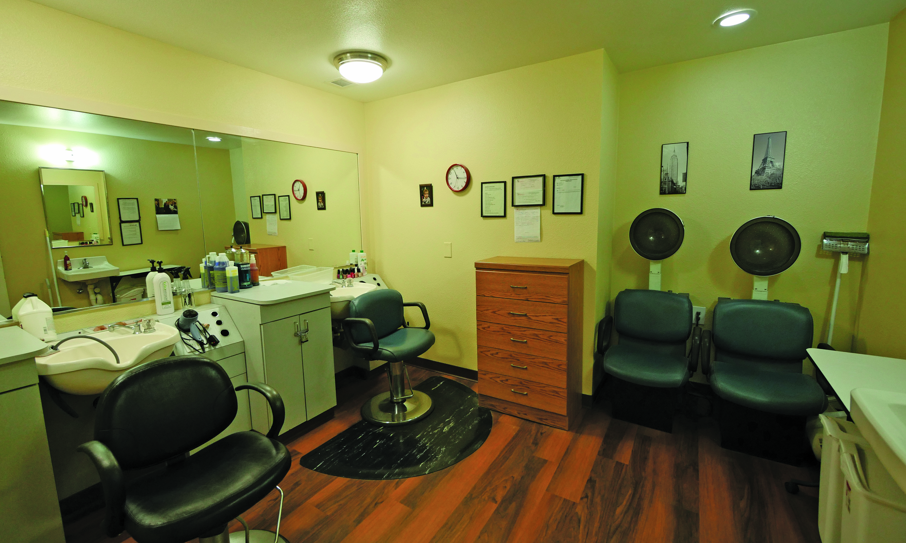 Salon