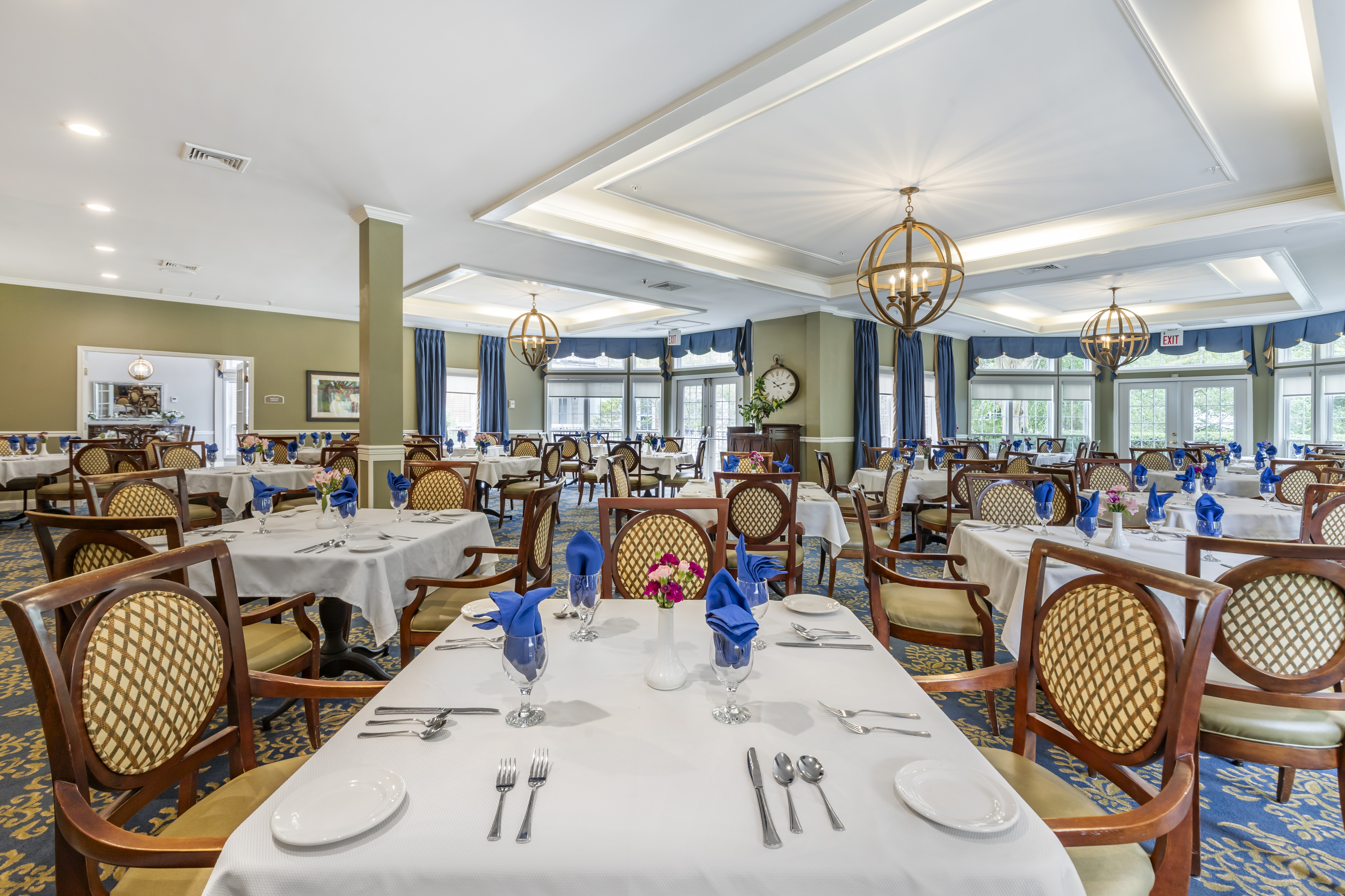 chambrel-williamsburg-dining-room