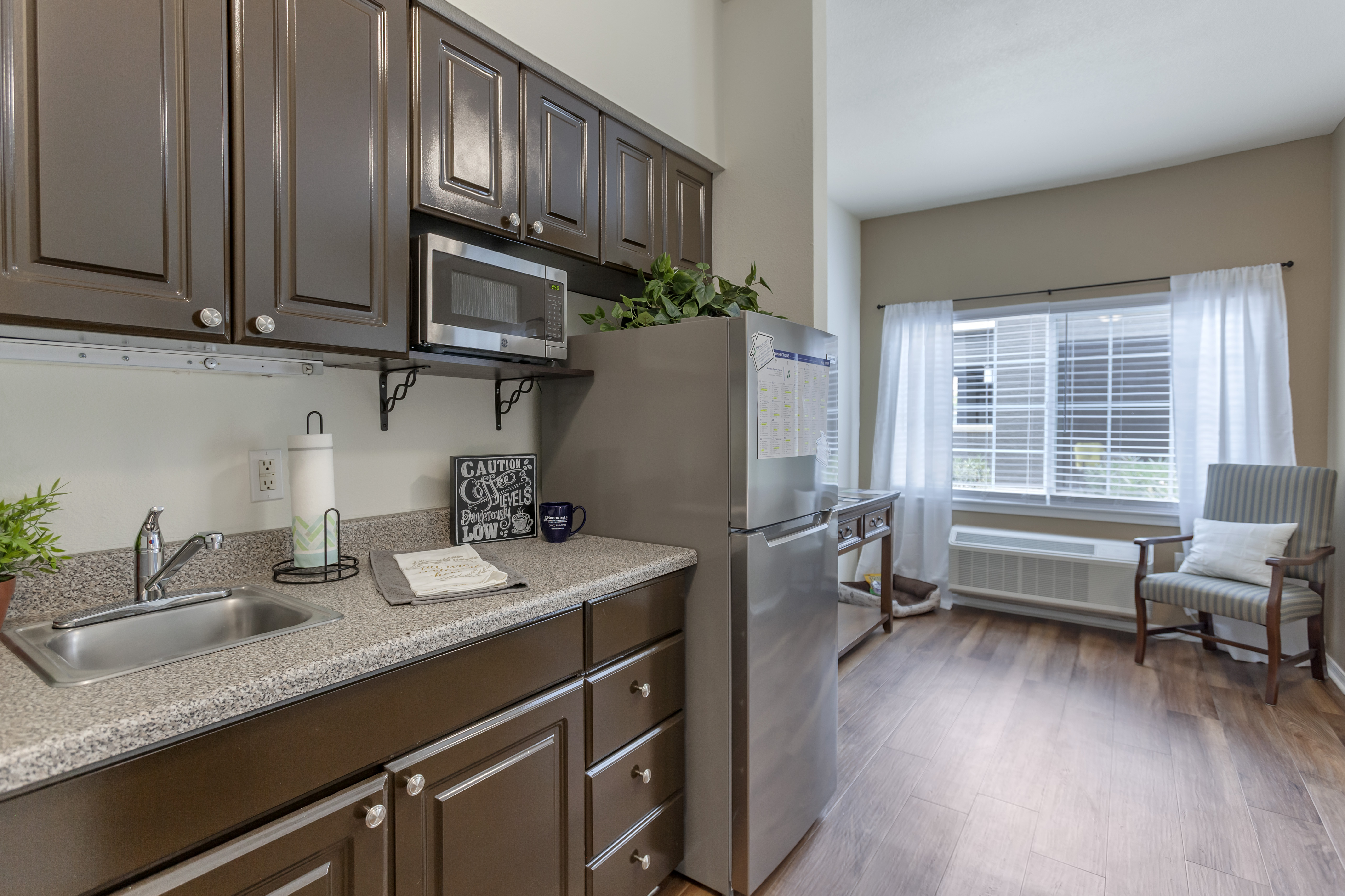 chandler-regional-apartment-kitchen