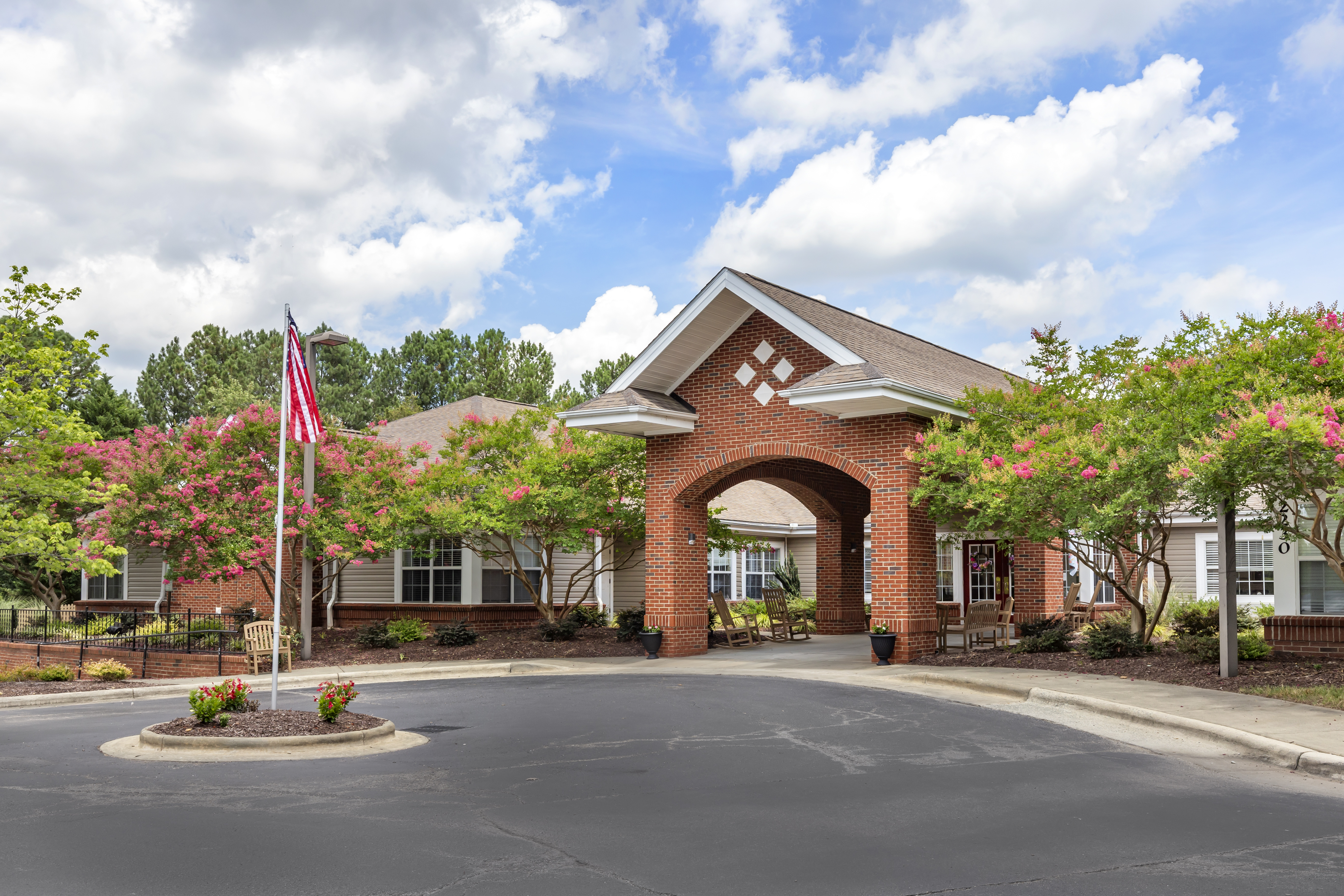 Brookdale Chapel Hill Mc Entrance