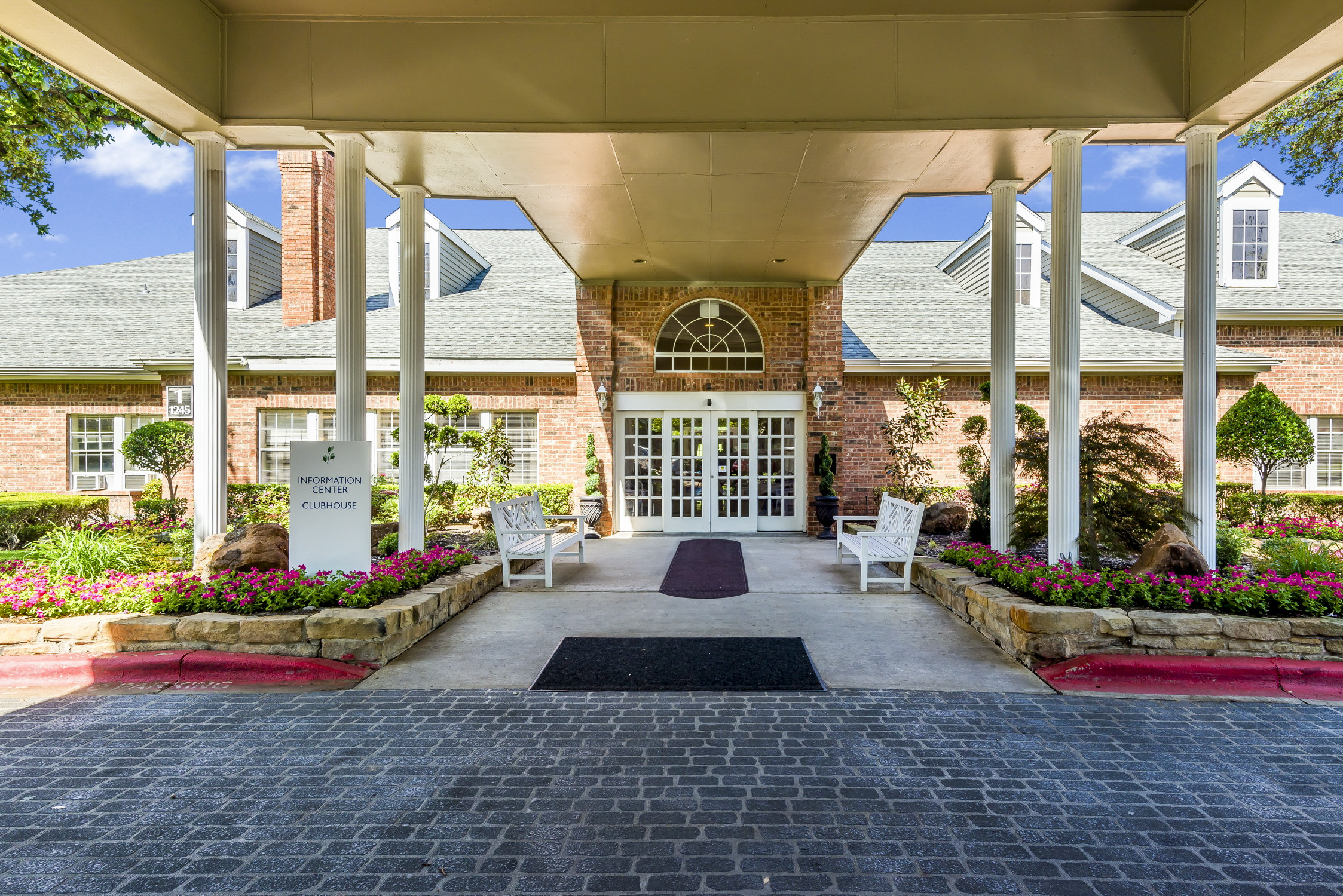 Brookdale Club Hill Entrance