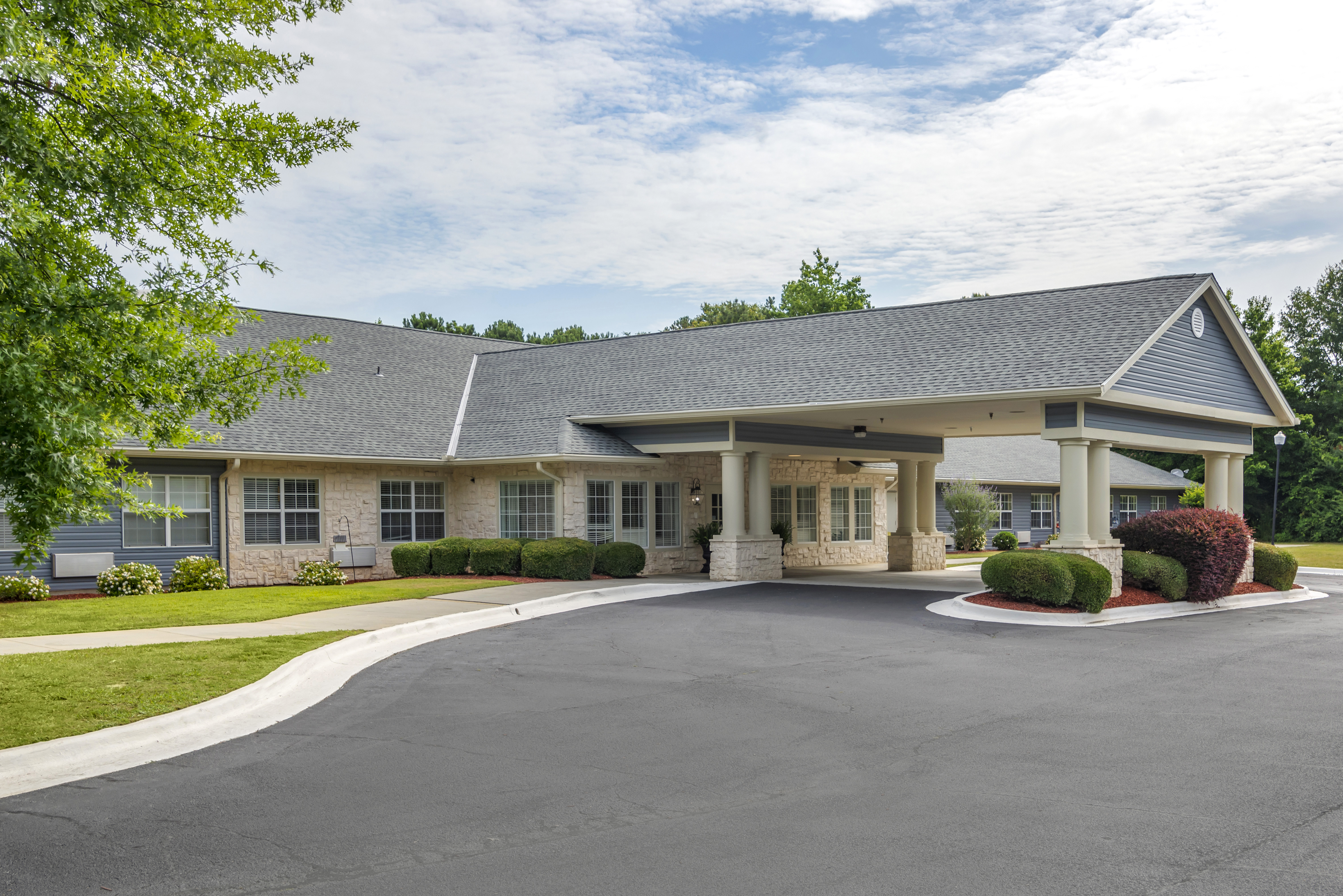 Brookdale Columbus Entrance