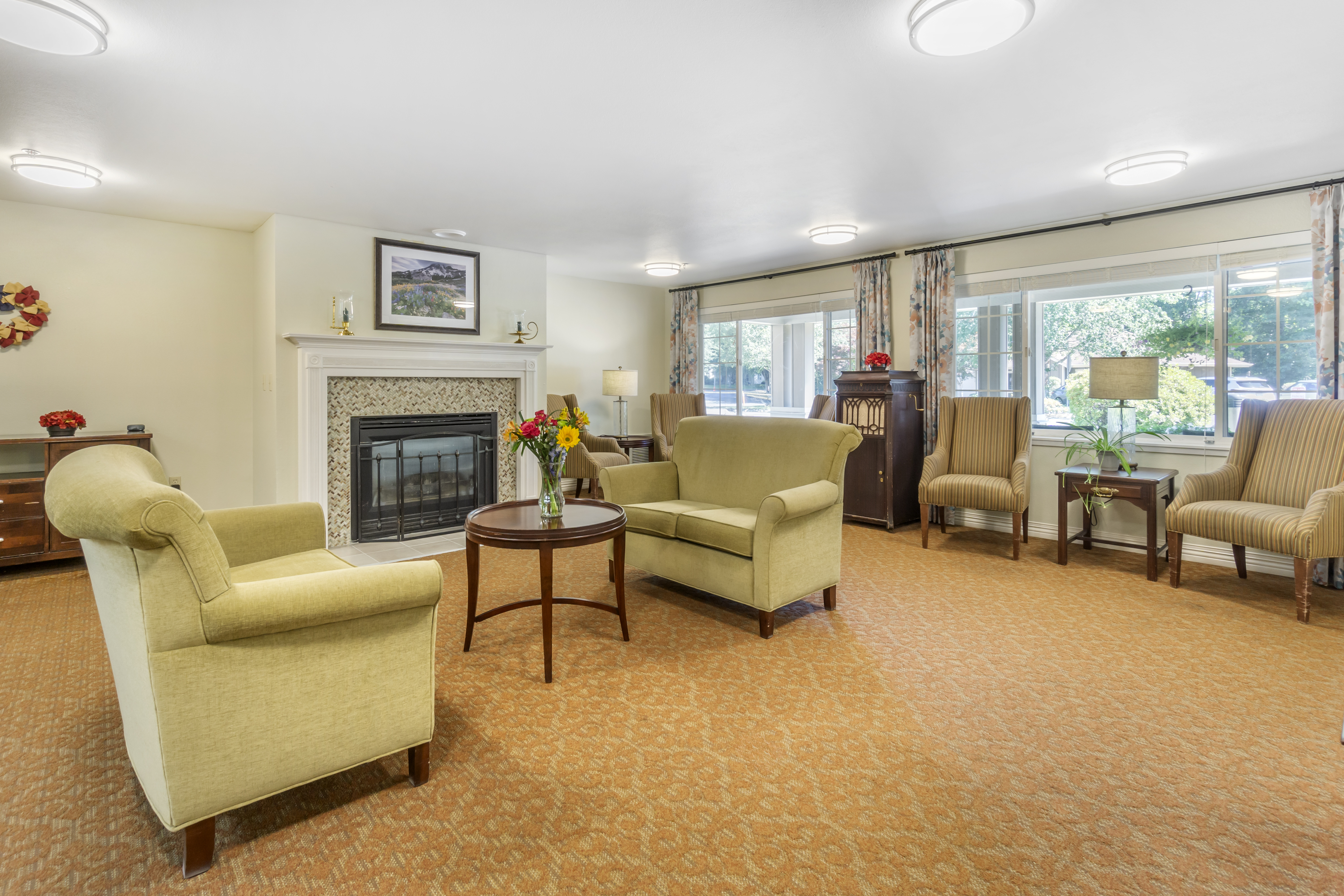 courtyard-puyallup-community-living-room