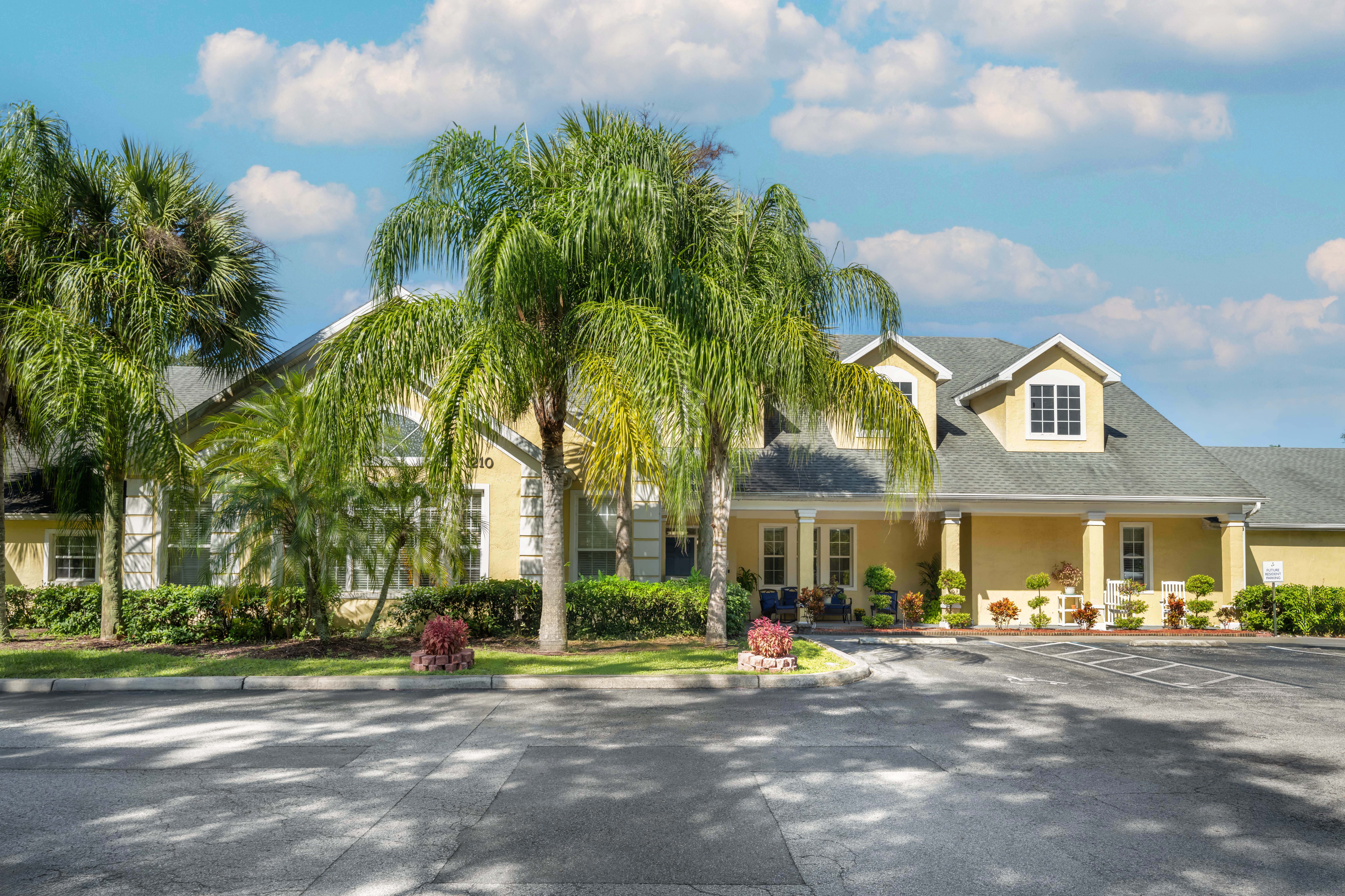 Brookdale Deland Entrance