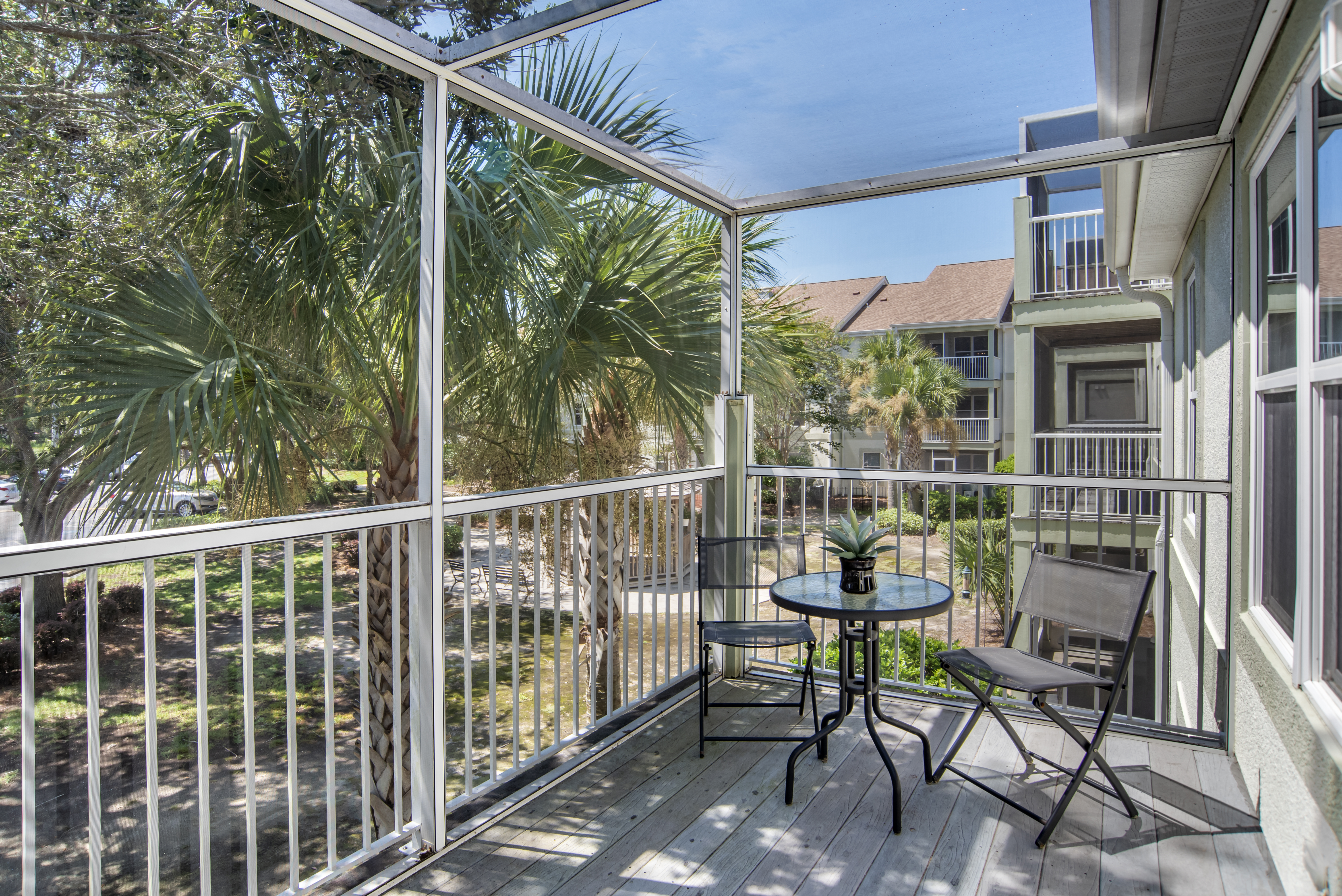 destin-apartment-balcony