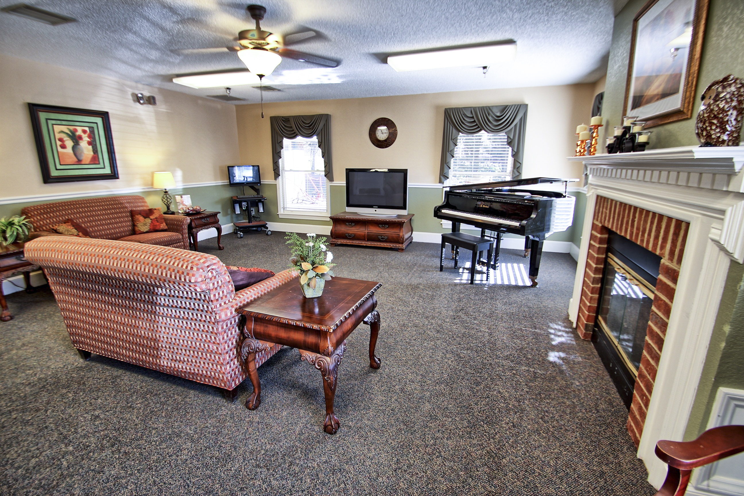 Brookdale East Broad Community Living Room Brookdale East Broad Community Living Room