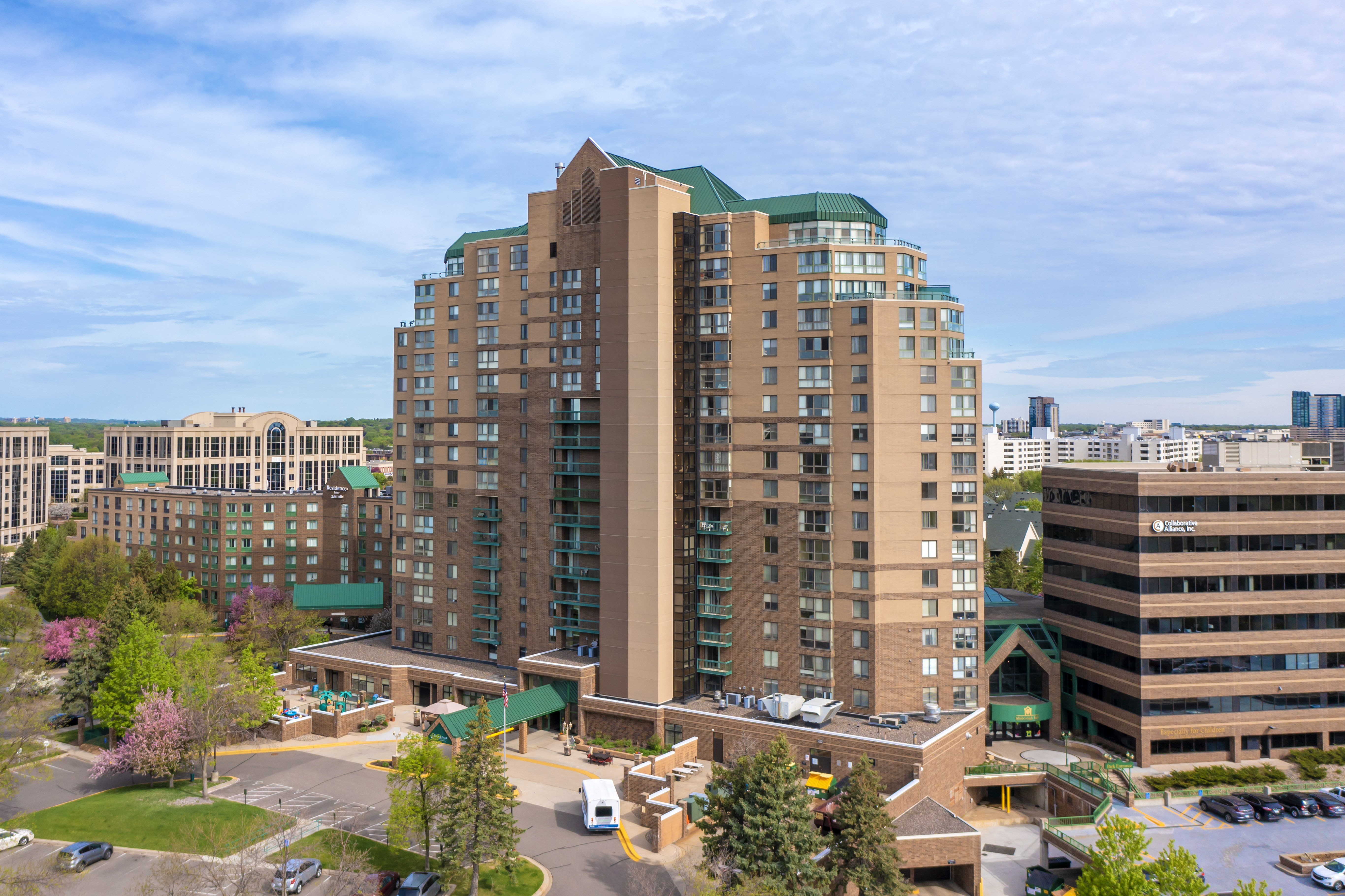 Brookdale Edina Aerial View
