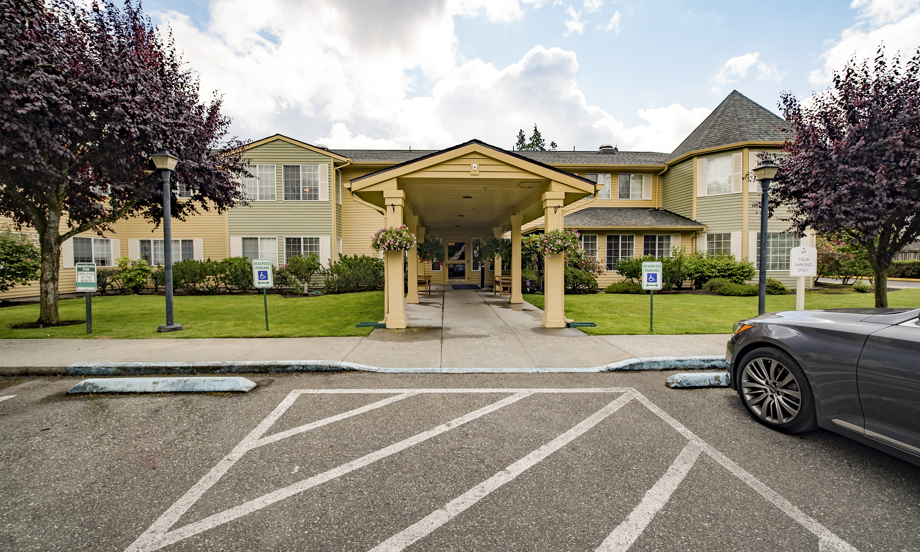 Brookdale Everett Entrance