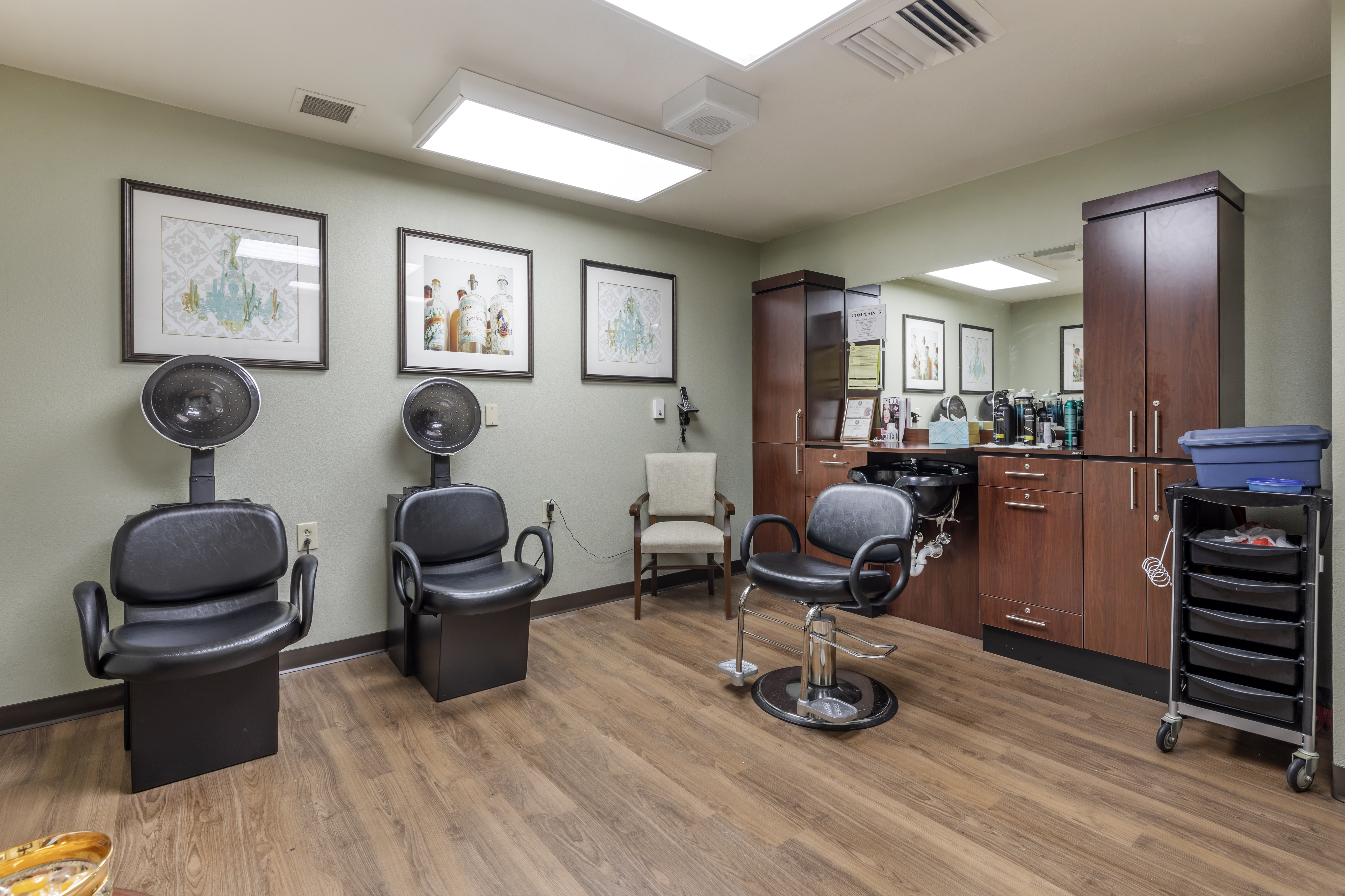 Brookdale Farmers Branch Salon