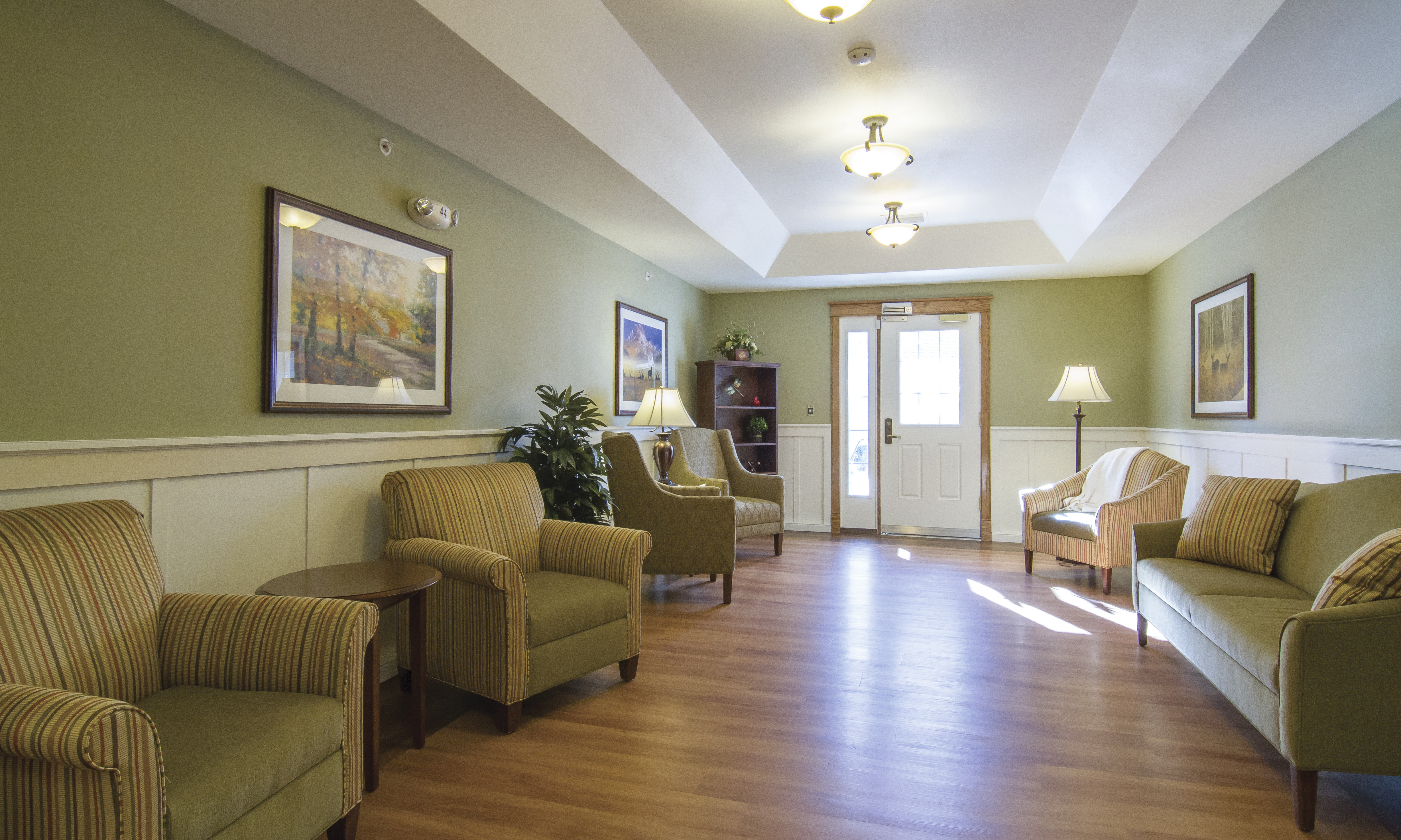 1-fort-collins-al-foyer