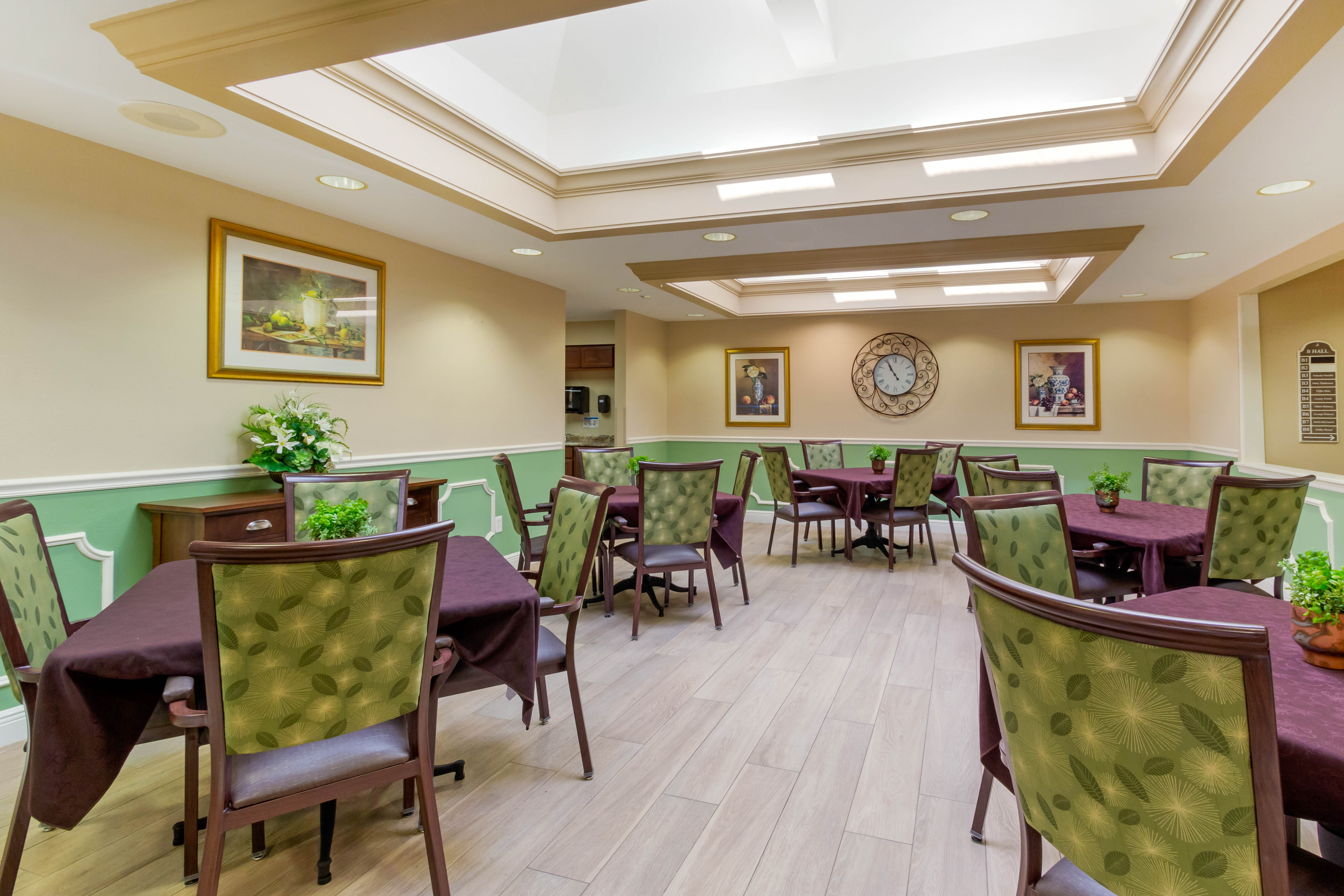 Fort Meyers The Colony Dining Room