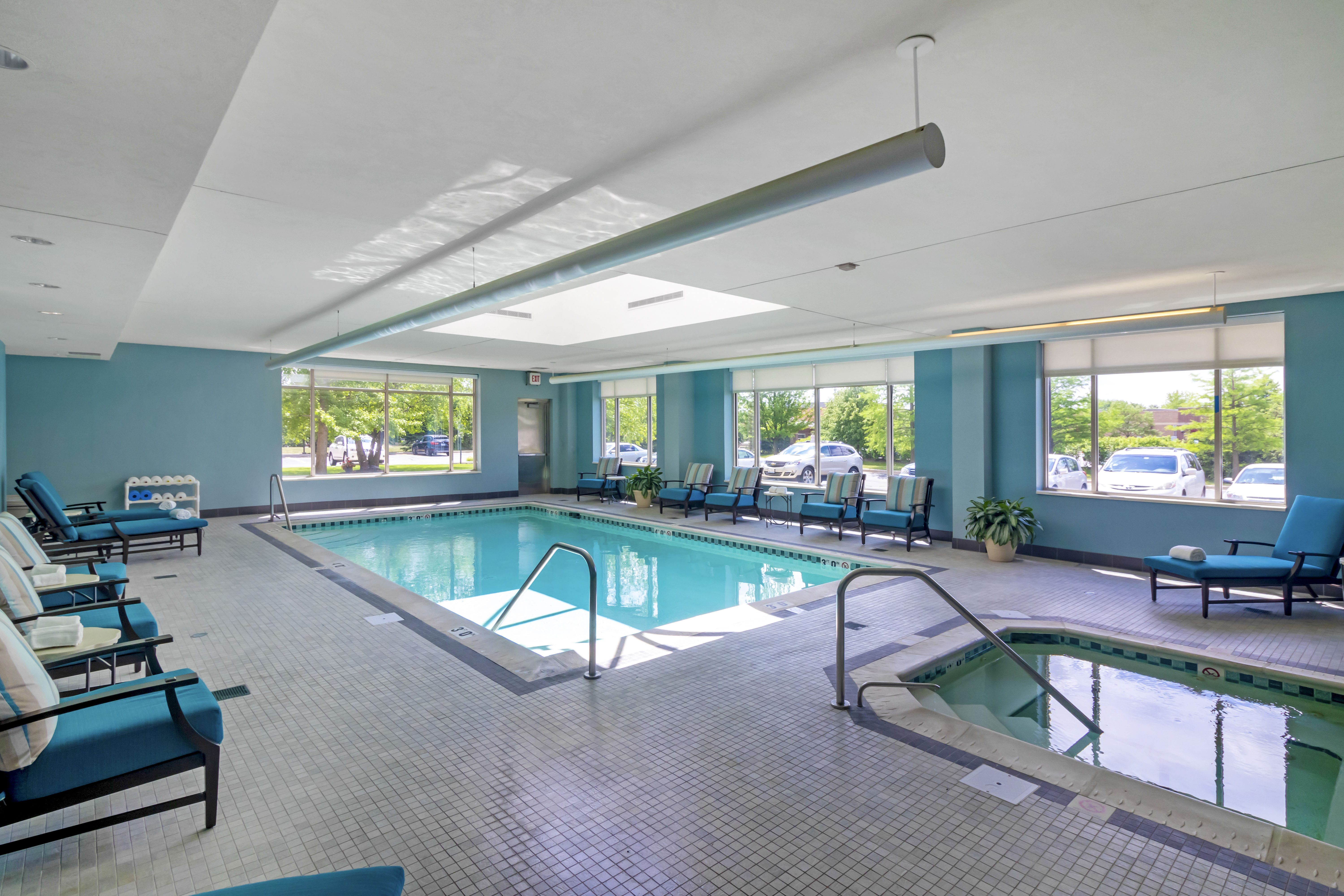 Brookdale Glen Ellyn Pool