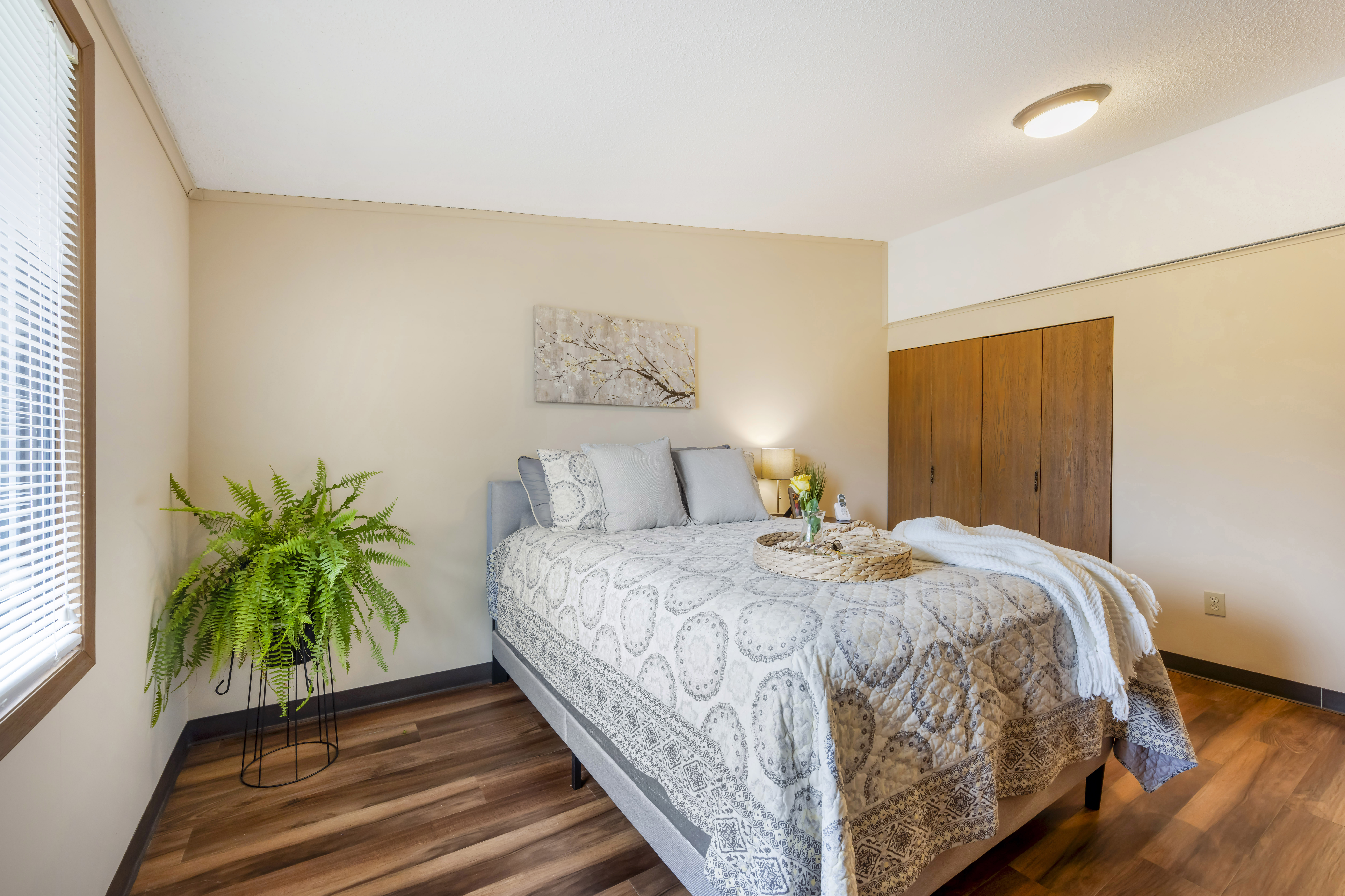 kettering-apartment-bedroom