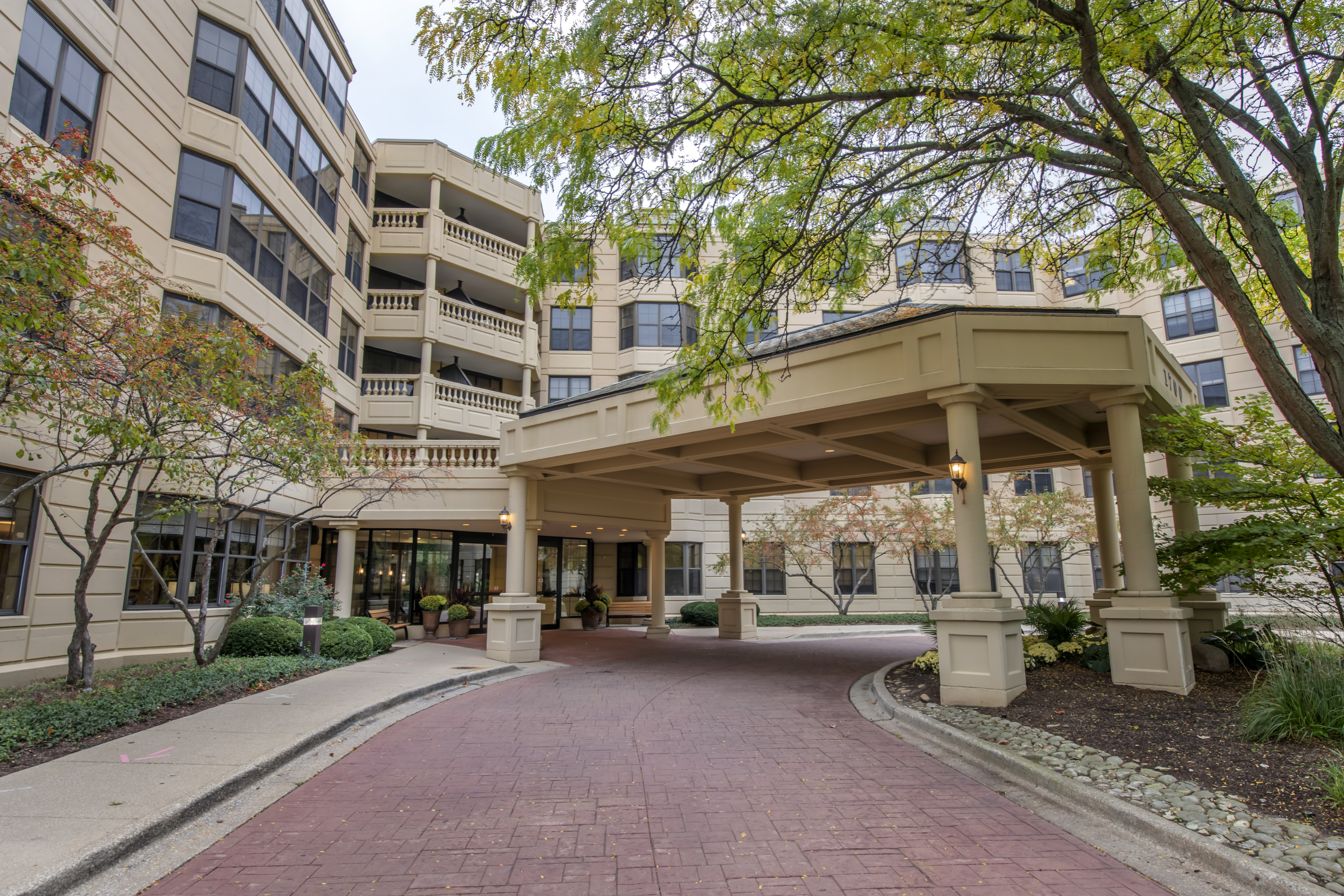Brookdale Lisle Entrance