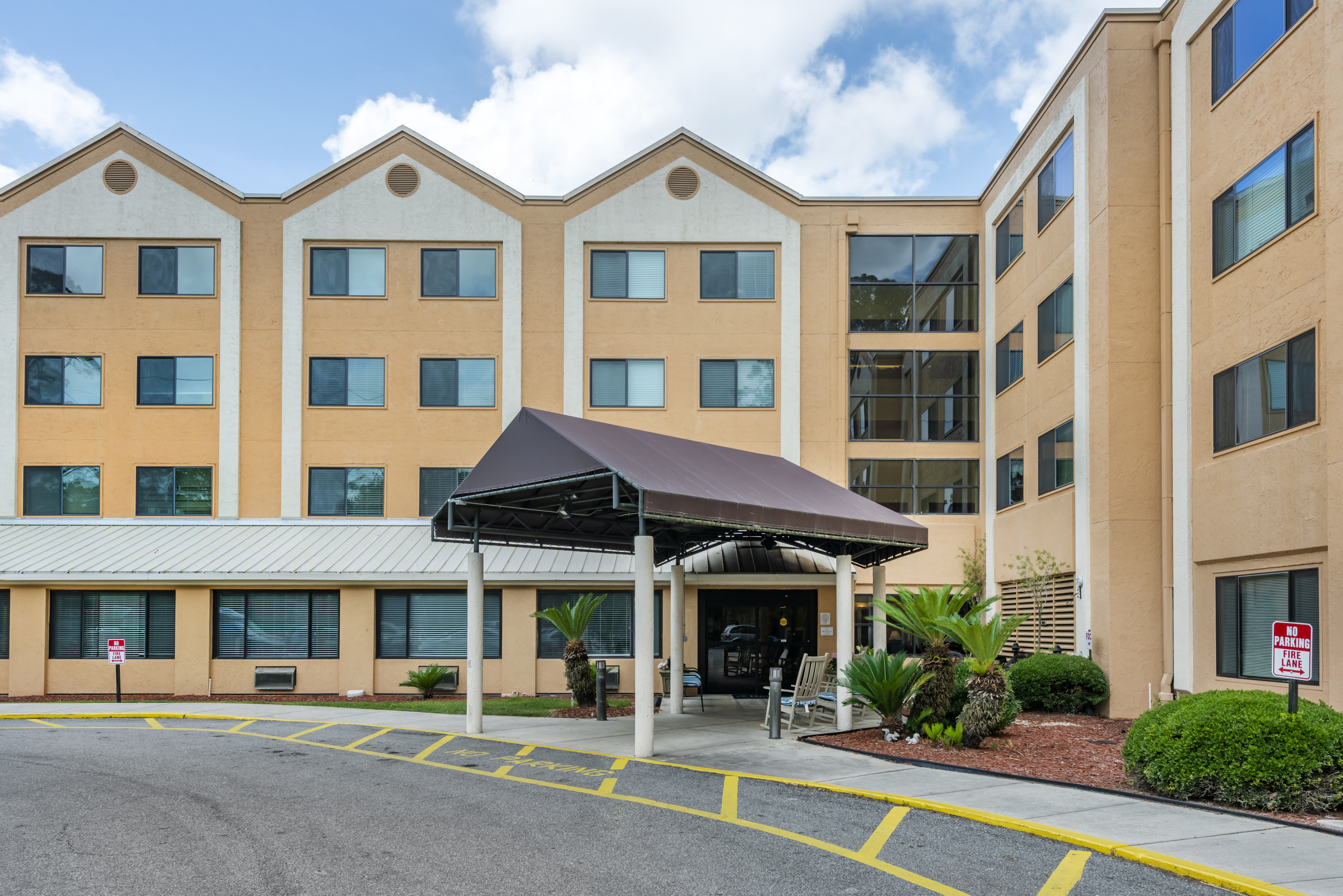 Brookdale Mandarin Entrance