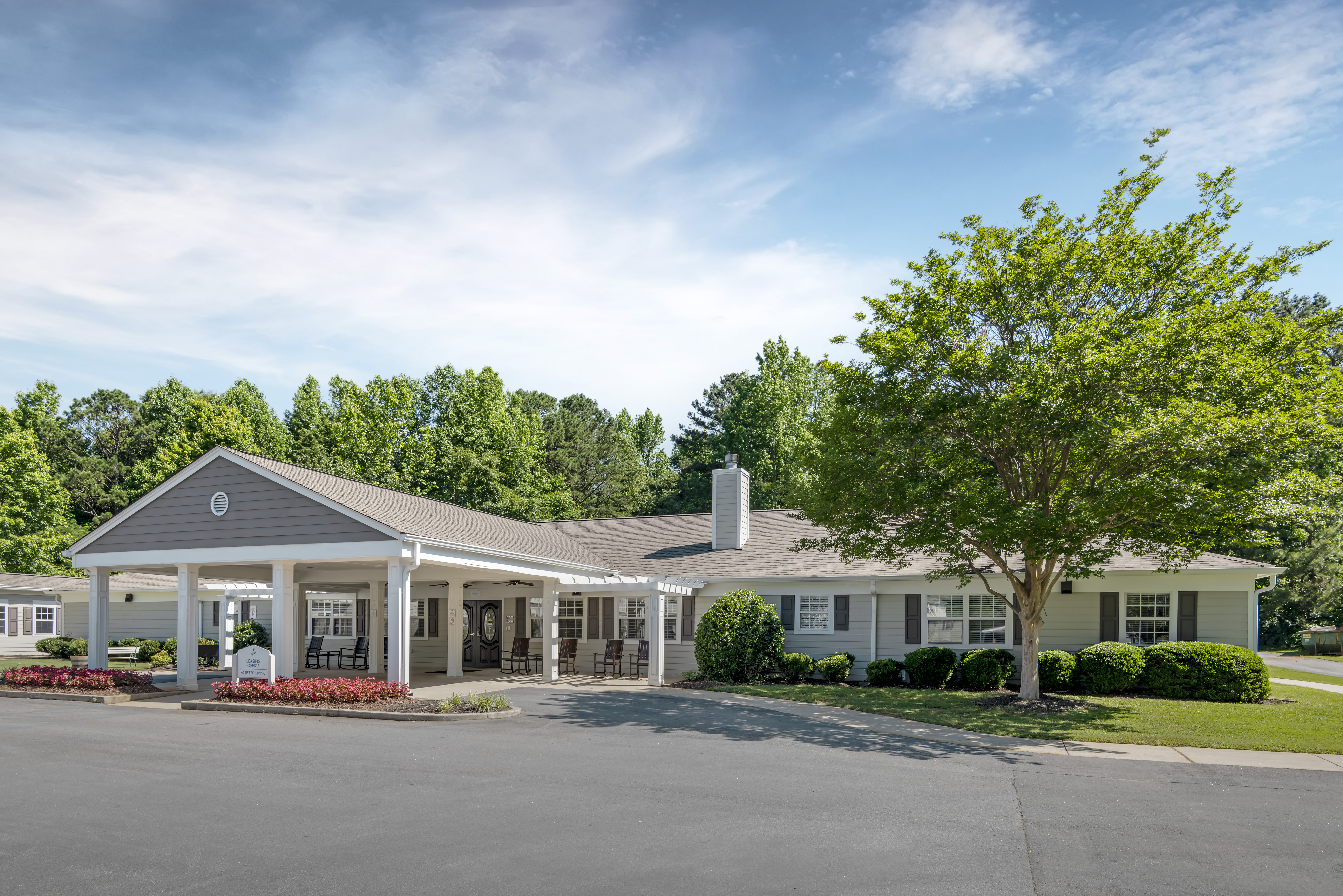 Brookdale Newnan Entrance
