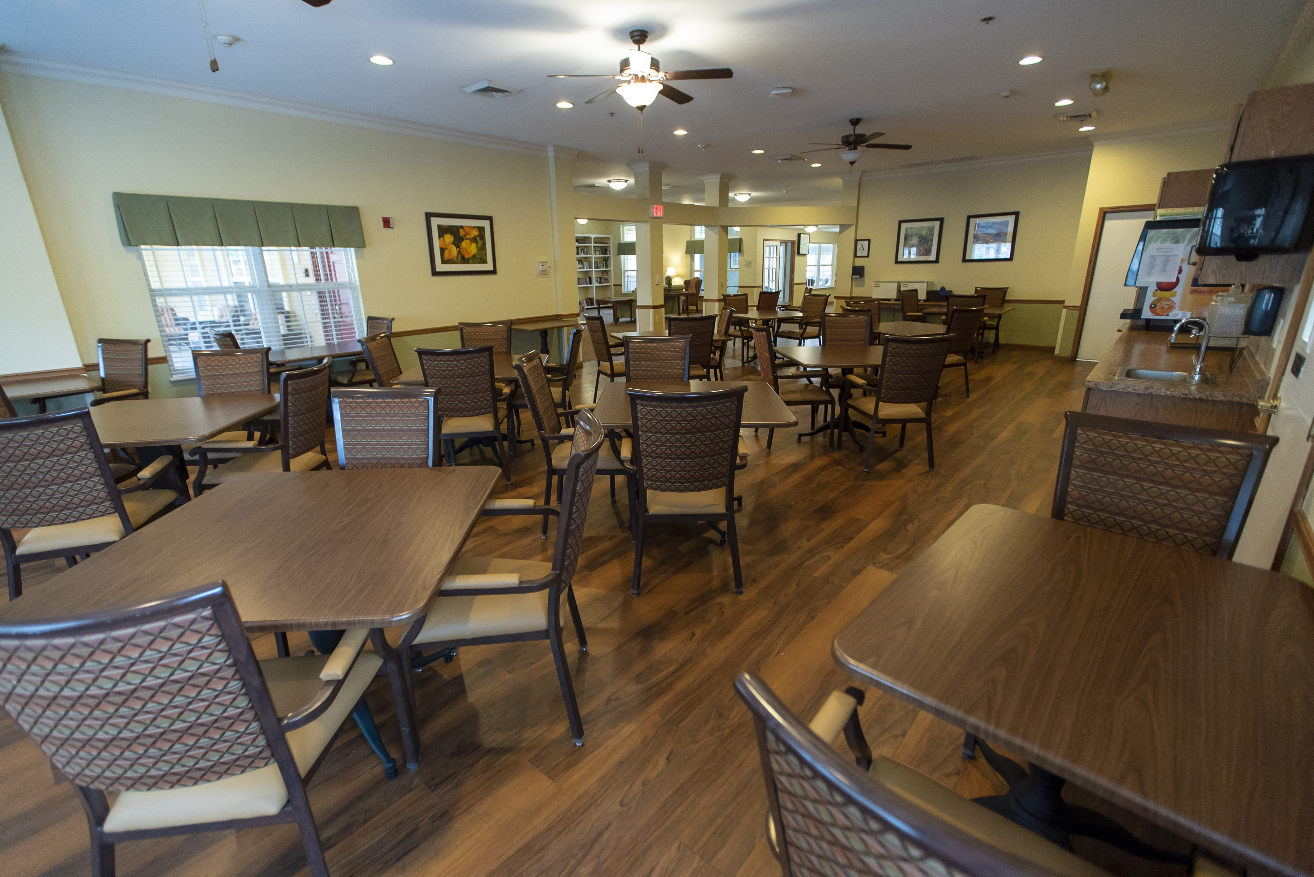 north-gilbert-dining-room