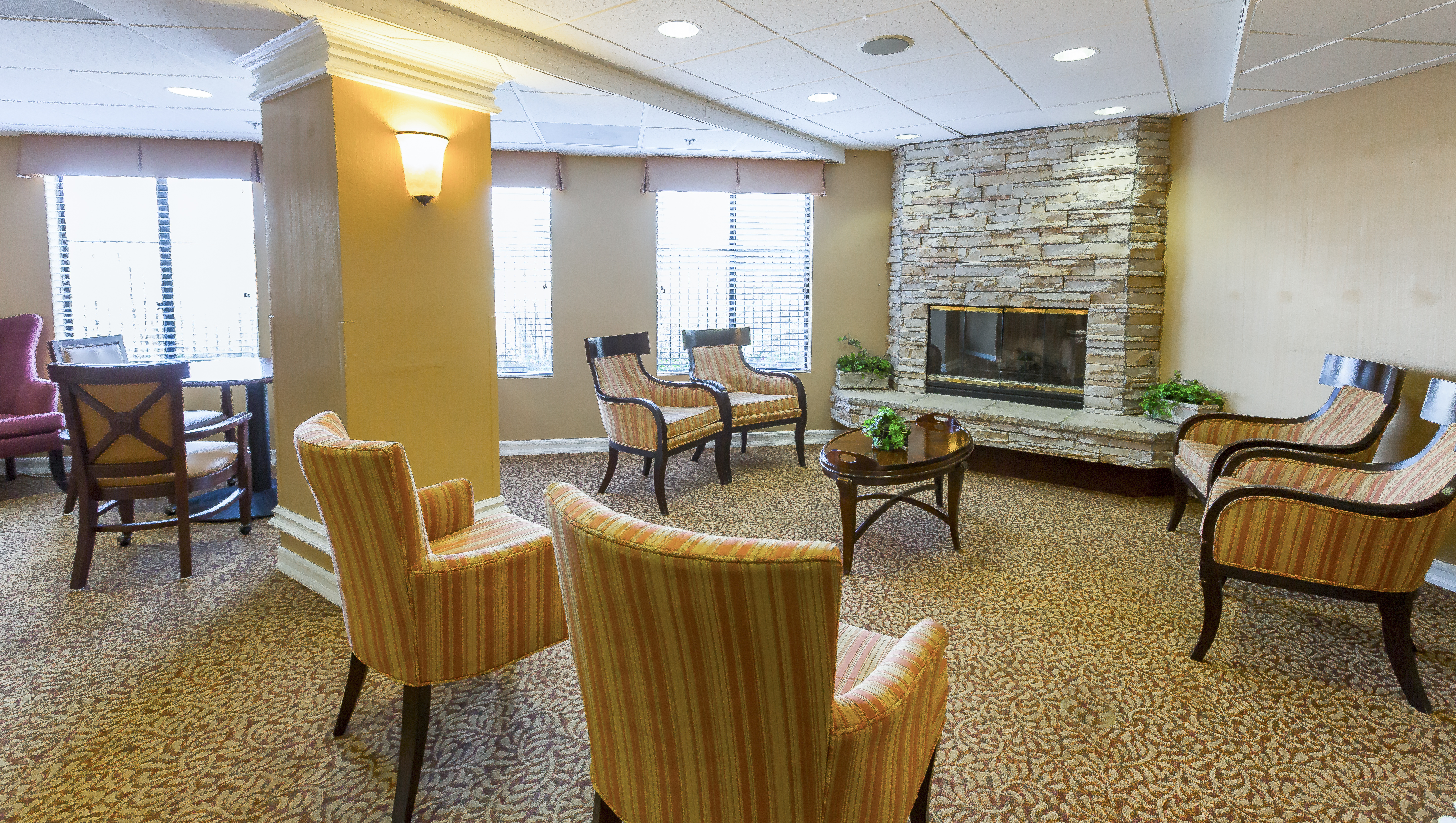 1-oceanside-community-living-room