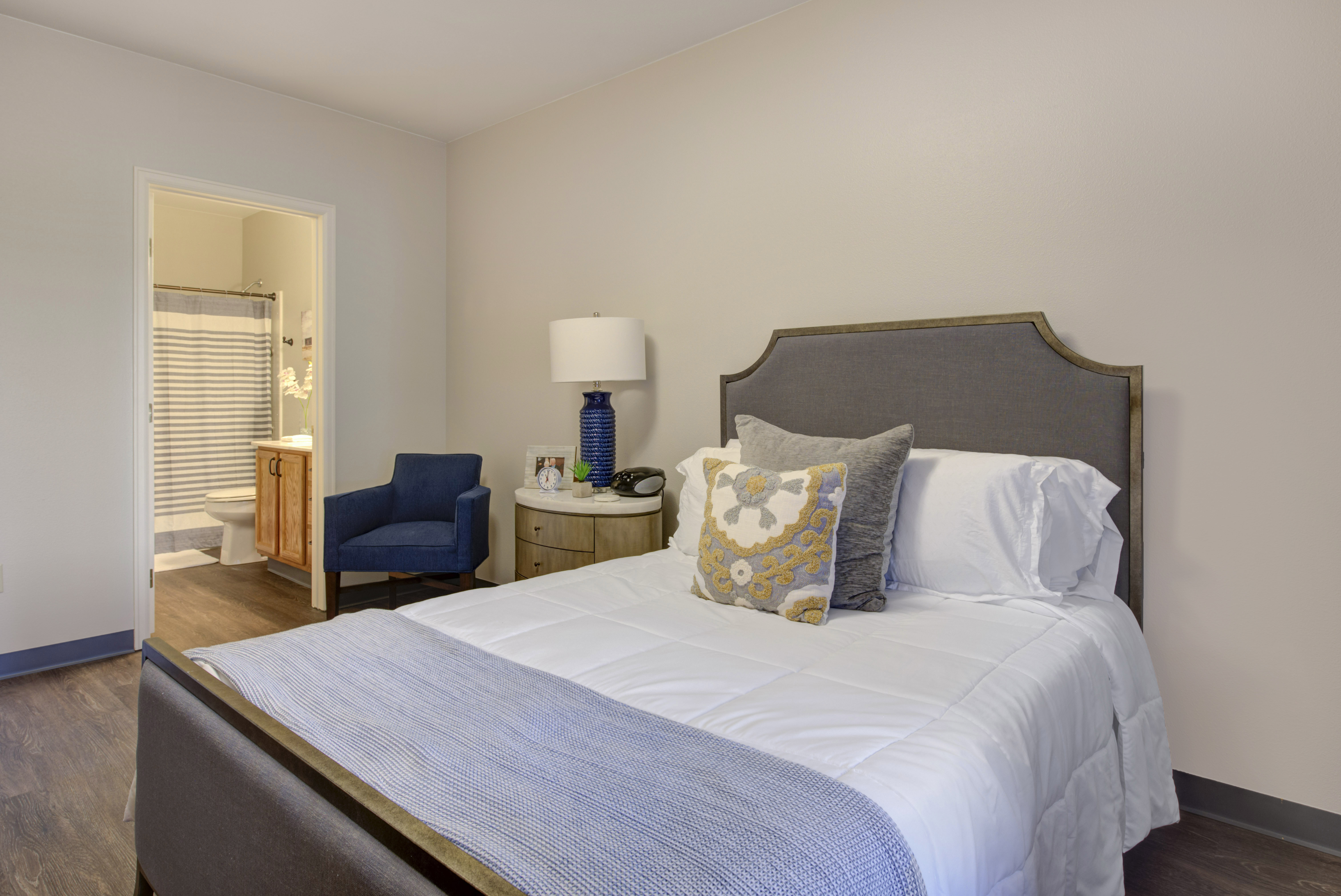 Mc Apartment Bedroom