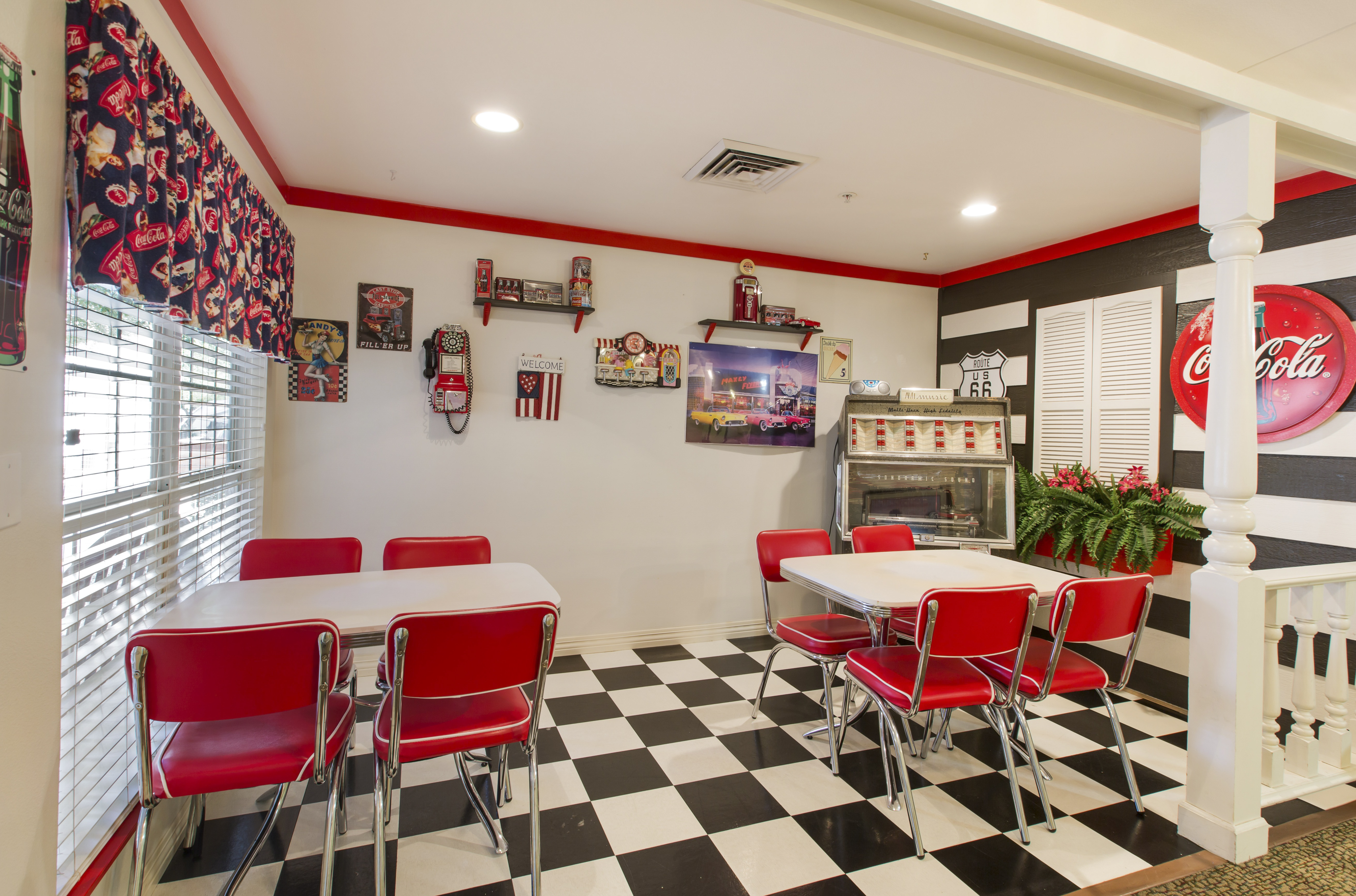 3-union-hills-cafe