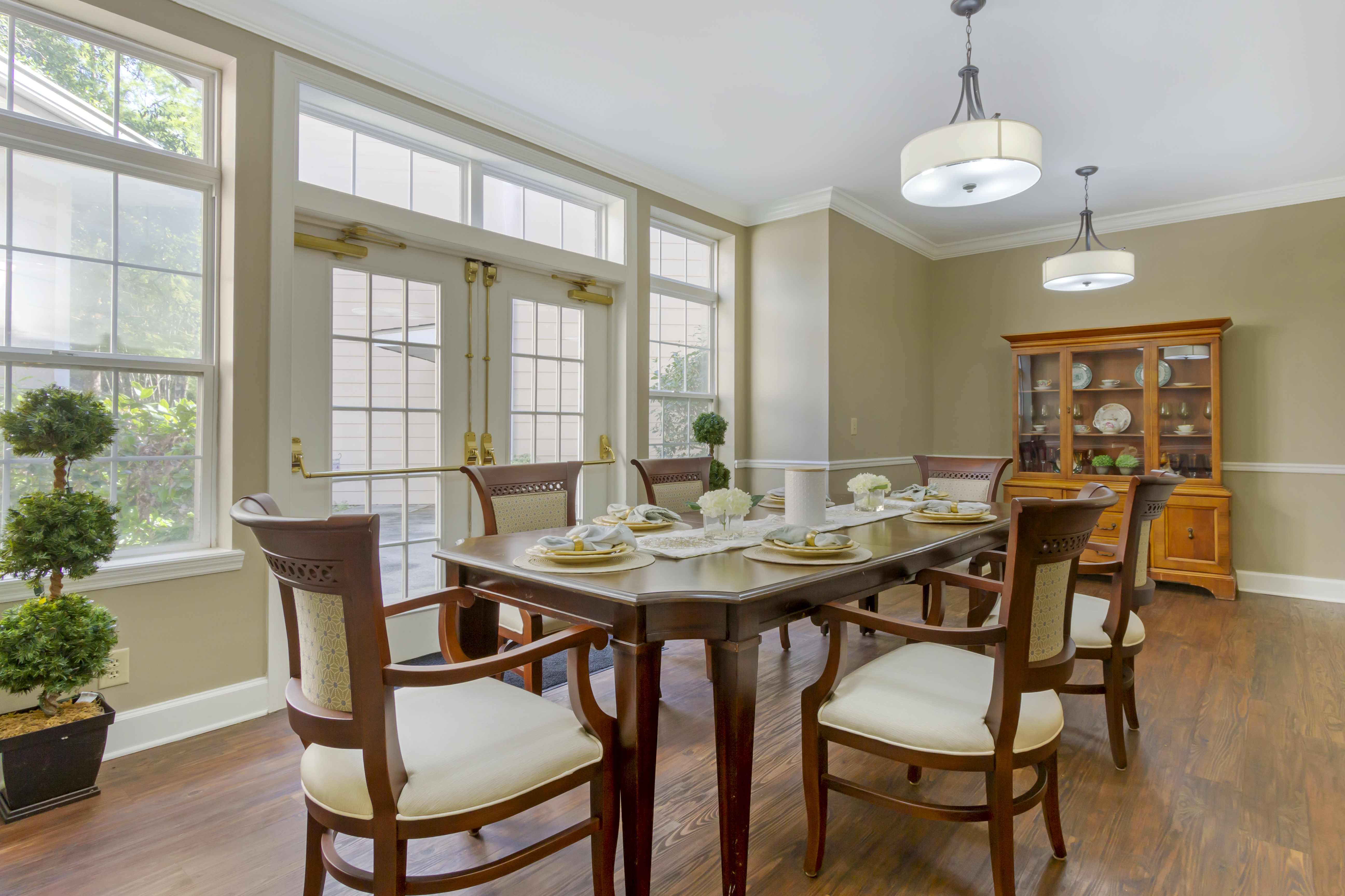 1-west-ashley-private-dining-room