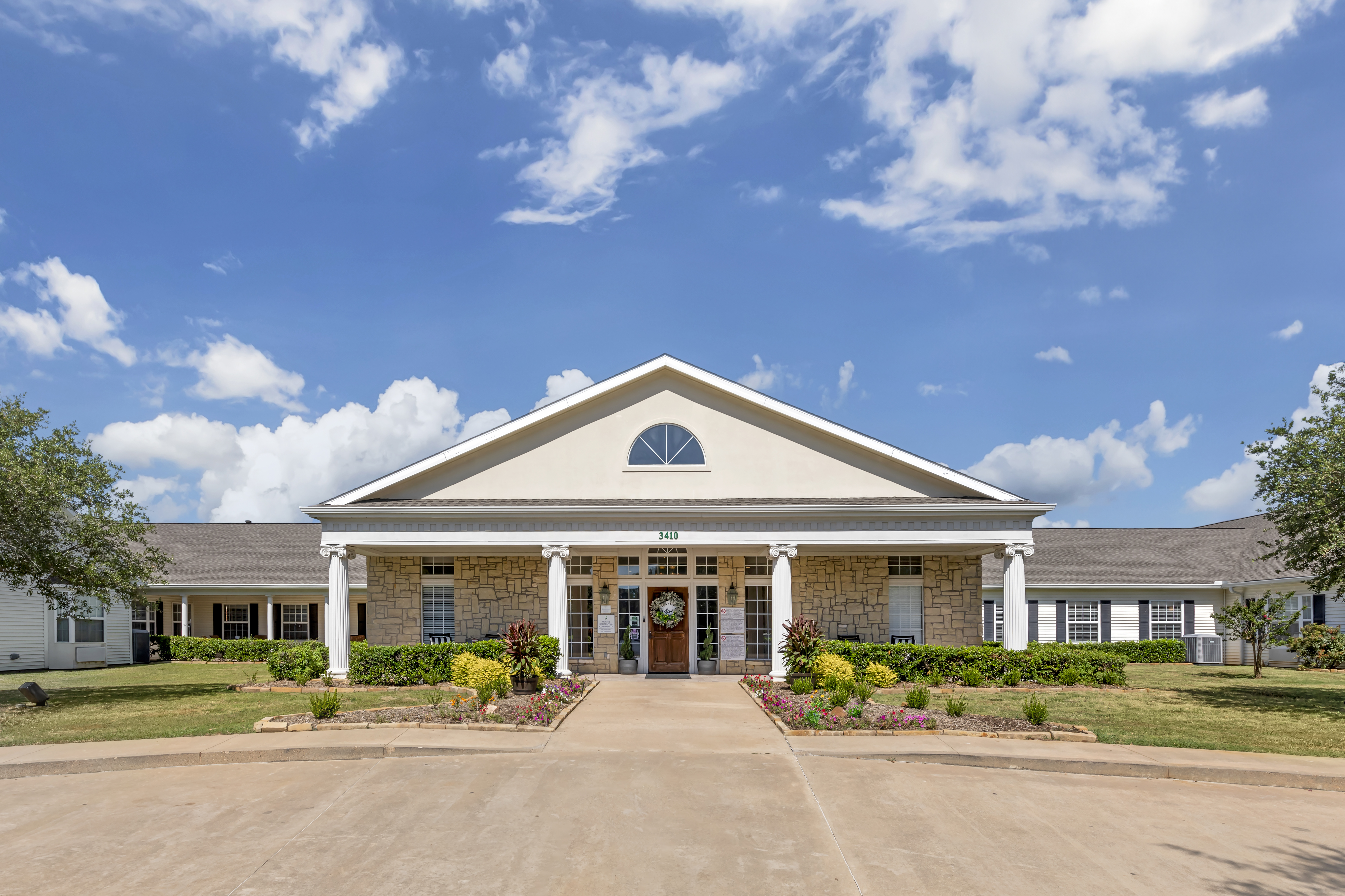 Brookdale Willows Sherman Entrance