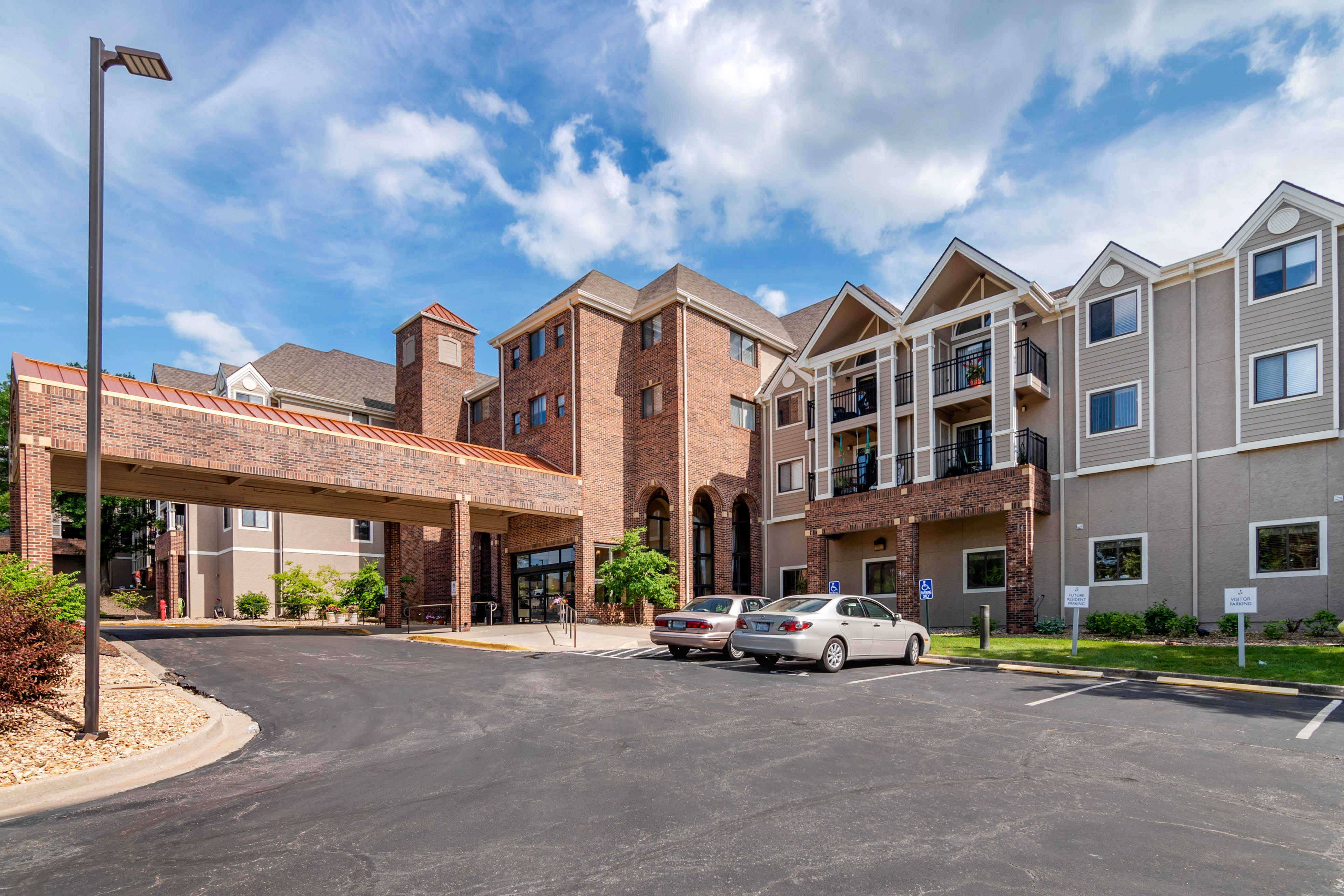 Brookdale Wornall Place Entrance
