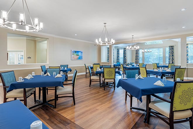 Brookdale Bluewater Bay  Dining Room