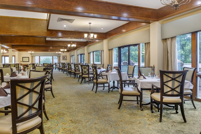 brookdale-carriage-club-3-dinning-room