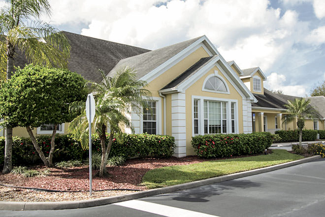 Brookdale Fort Myers Lakes Park Entrance