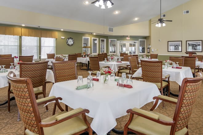 Brookdale Longview Dining Room