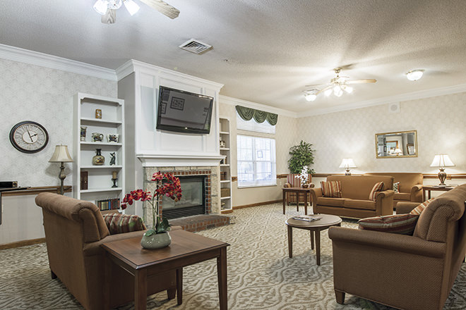 Brookdale New Bern Community Living Room