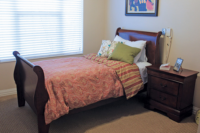 Brookdale Rosehill Skilled Nursing Bedroom
