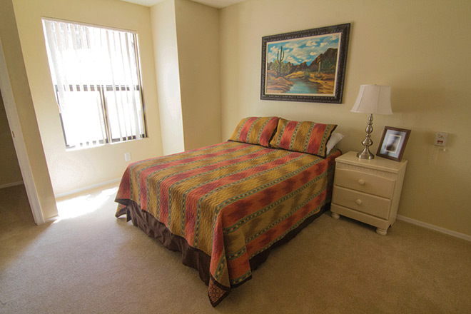 La Rosa Healthcare Center Bedroom