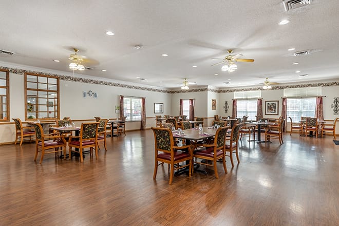 Brookdale Shelby Dining Room