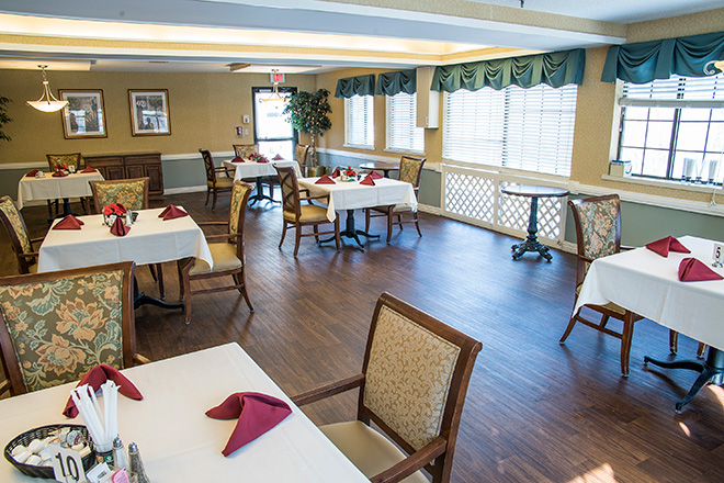 Brookdale South Bay Skilled Nursing Dining Room