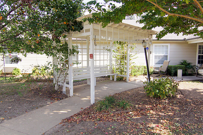 Brookdale Tulsa South Patio