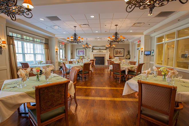 Brookdale Willowbrook Place Skilled Nursing Dining Room