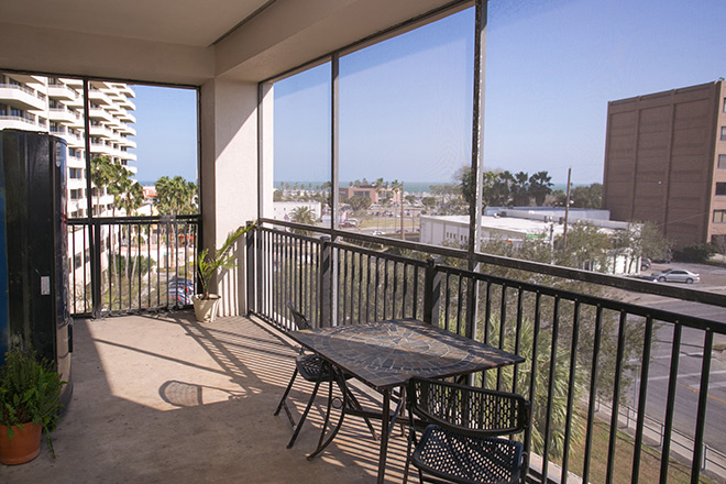 Brookdale Trinity Towers Limited Partnership Patio